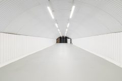 An empty arch with white lining