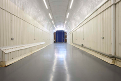 An empty arch with white lining