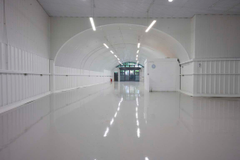 An empty arch with white lining