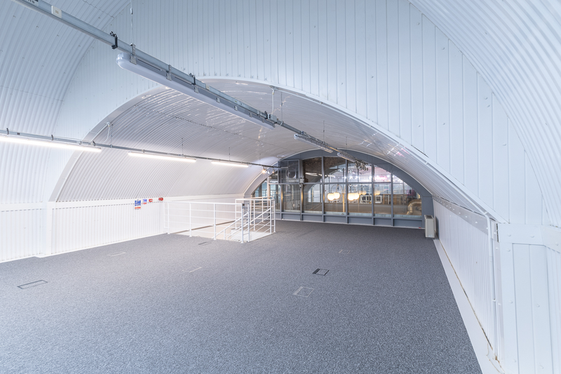 An empty arch with white lining