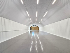 An empty arch with white lining