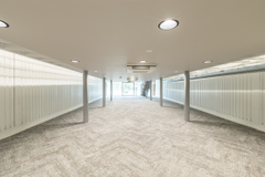 An empty arch with white lining