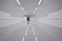 An empty arch with white lining