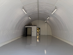 An empty arch with white lining
