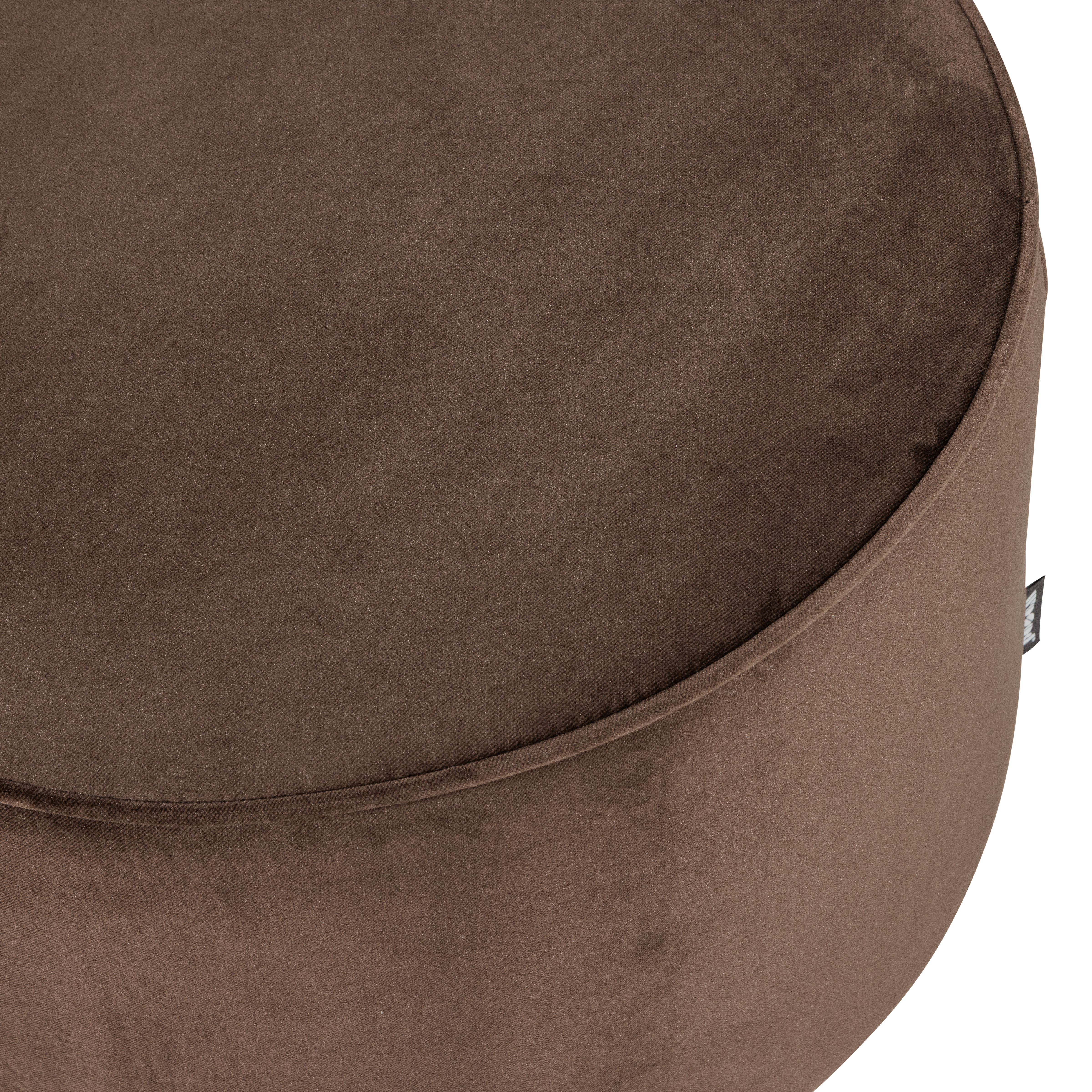 350410-DB_02_Sara_poef_laag_velvet_donkerbruin_C1.png?auto=webp&format=png&width=1500&height=1500