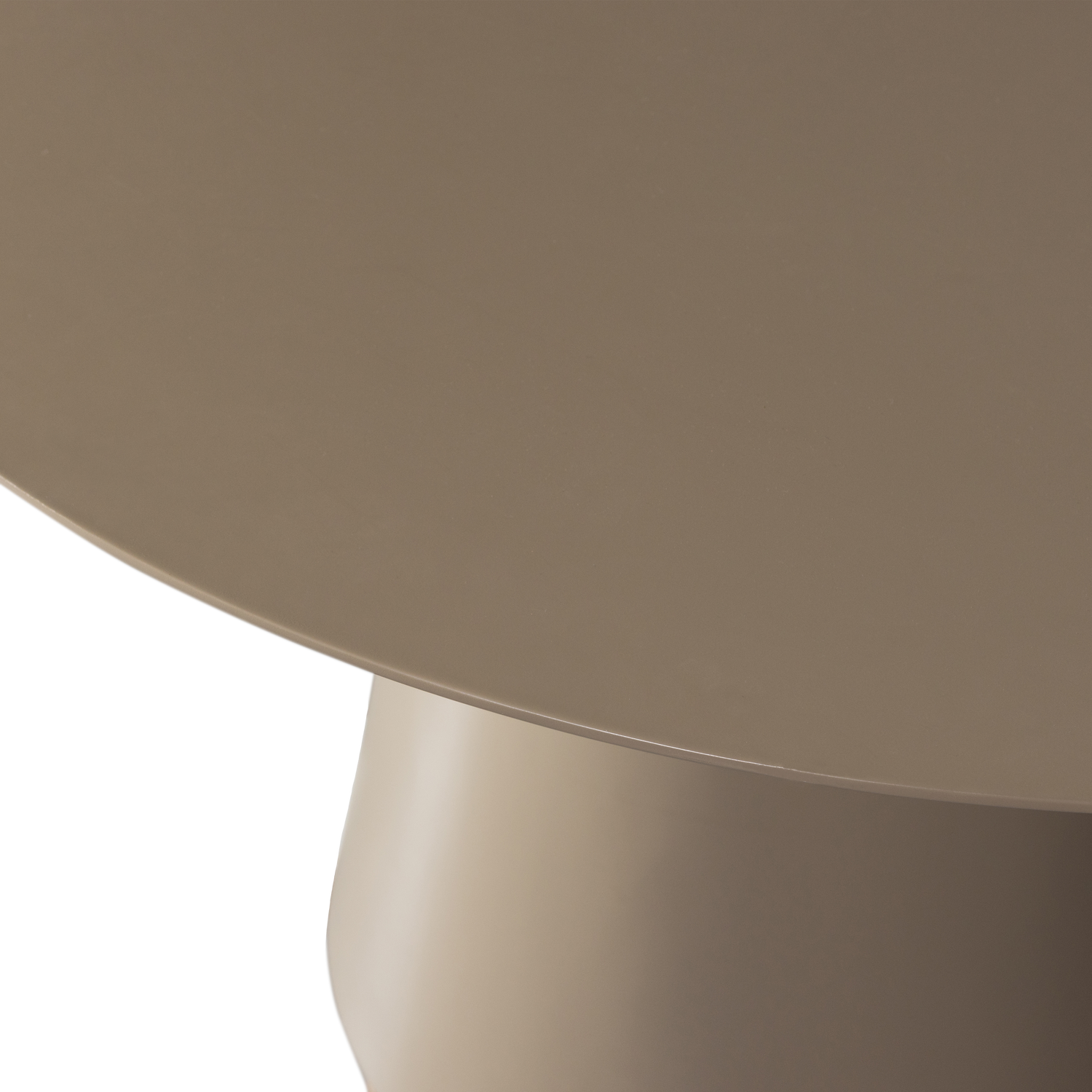 340512-B-01_VS_FA_Jorre_eettafel_MDF_military_brown_O120cm_detail.png?auto=webp&format=png&width=1500&height=1500