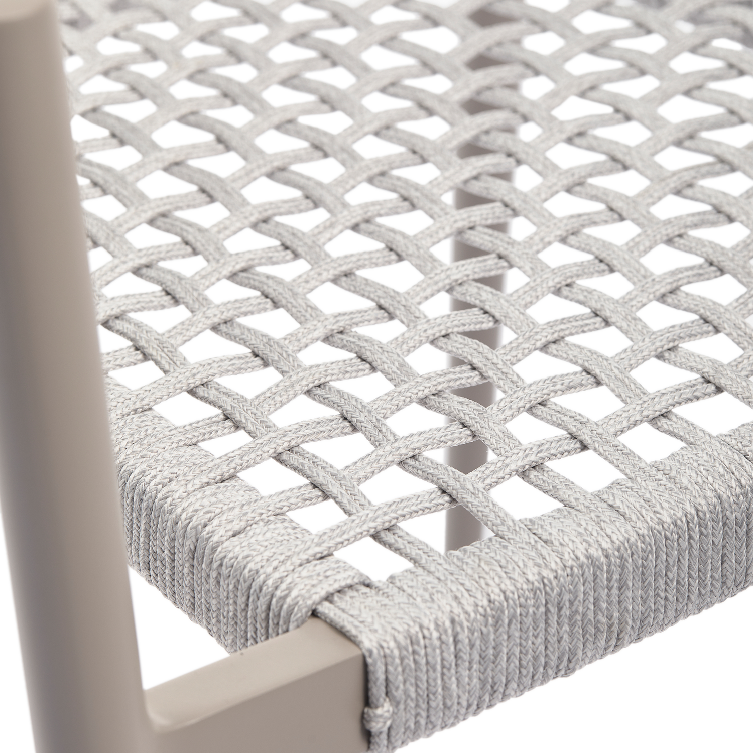 500033-L-02_VS_EXT_Yellow_eetstoel_touw_aluminium_lichtgrijs_detail.png?auto=webp&format=png&width=1500&height=1500