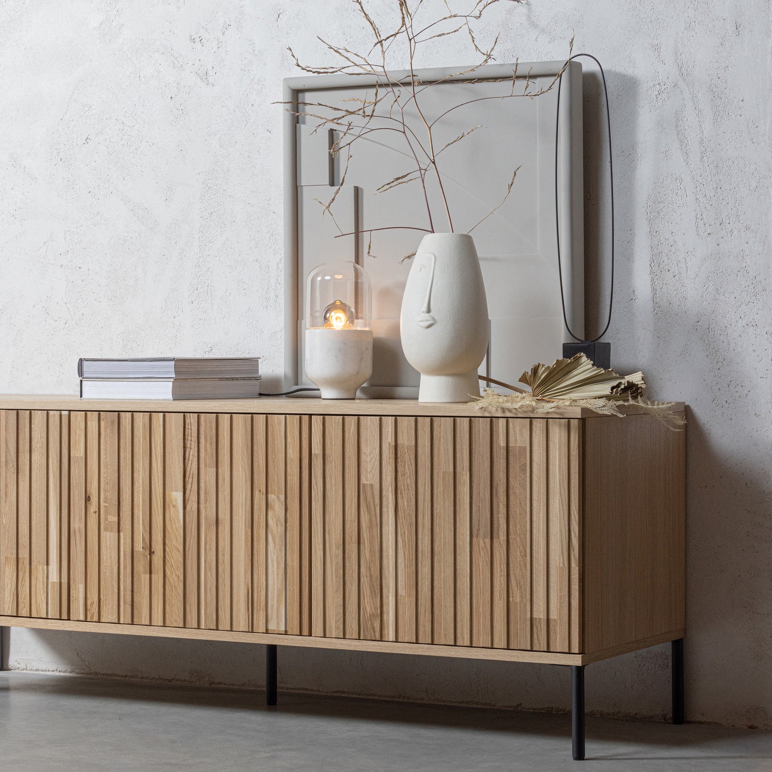 373473-B-373455-M-377415-O-377411-O-01_SF_WE_New_Gravure_tv_meubel_140cm_blanke_lak_eiken_Fiona_Stef_Asel_VIERKANT.jpg?auto=webp&format=png&width=1500&height=1500