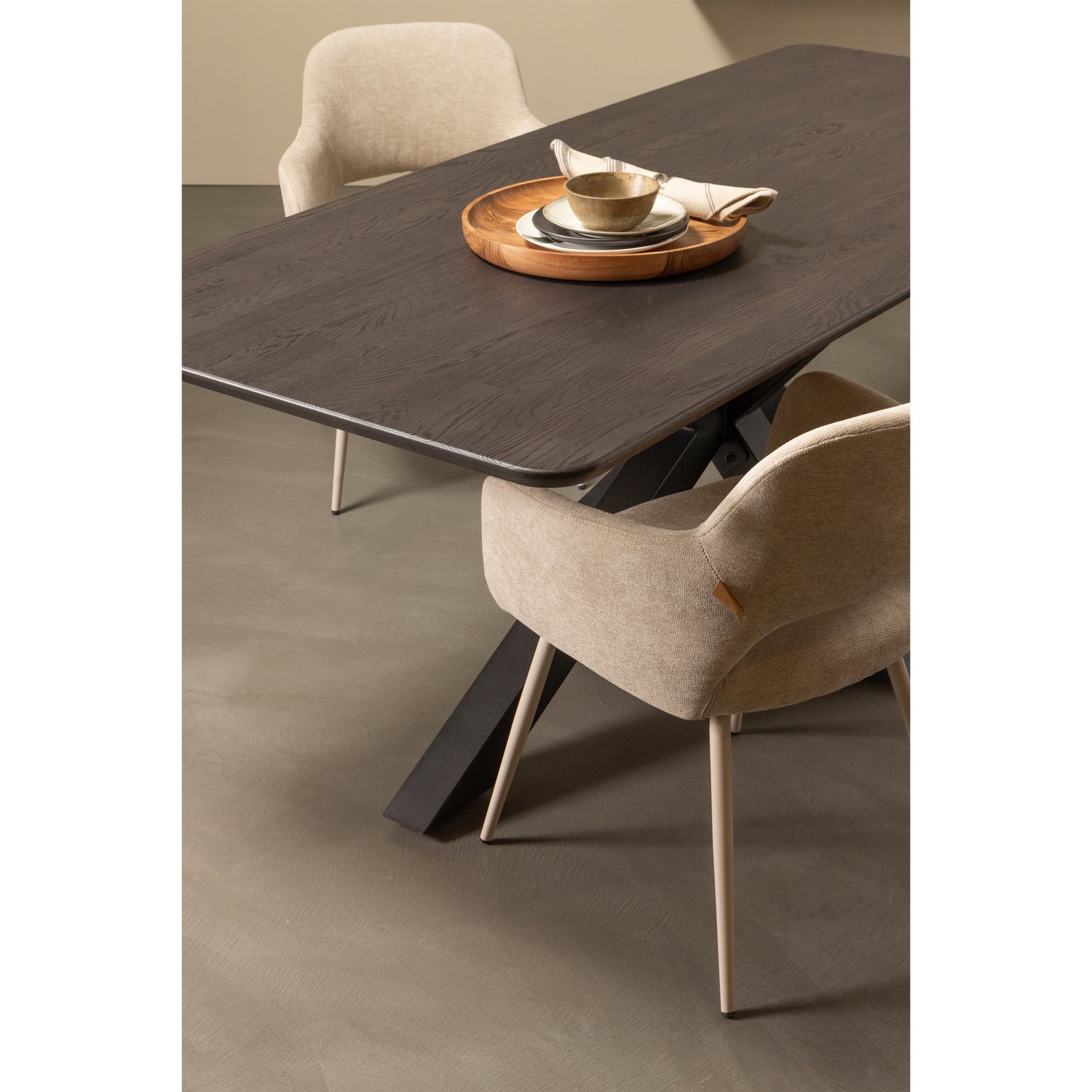 TB-AR-VL24-1790X0890-375291-374076-N-01_SF_FA_Tafelblad_afgerond_vingerlas_180x90cm_mystic_brown_Tablo_kruispoot_Jenny.jpg?auto=webp&format=png&width=1500&height=1500