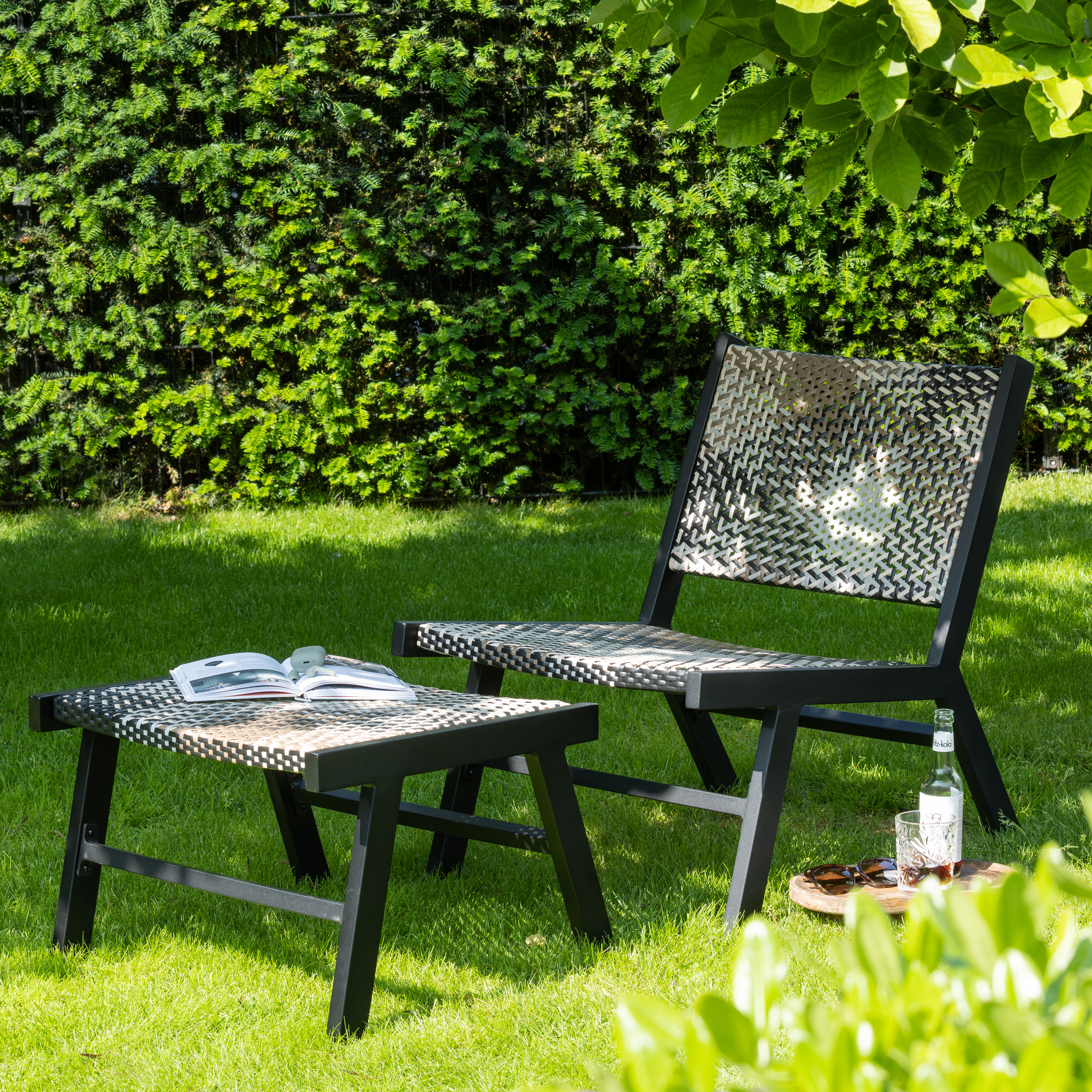 377341-M-377342-M-01_SF_FA_Pom_fauteuil_hocker_aluminium.jpg?auto=webp&format=png&width=1500&height=1500