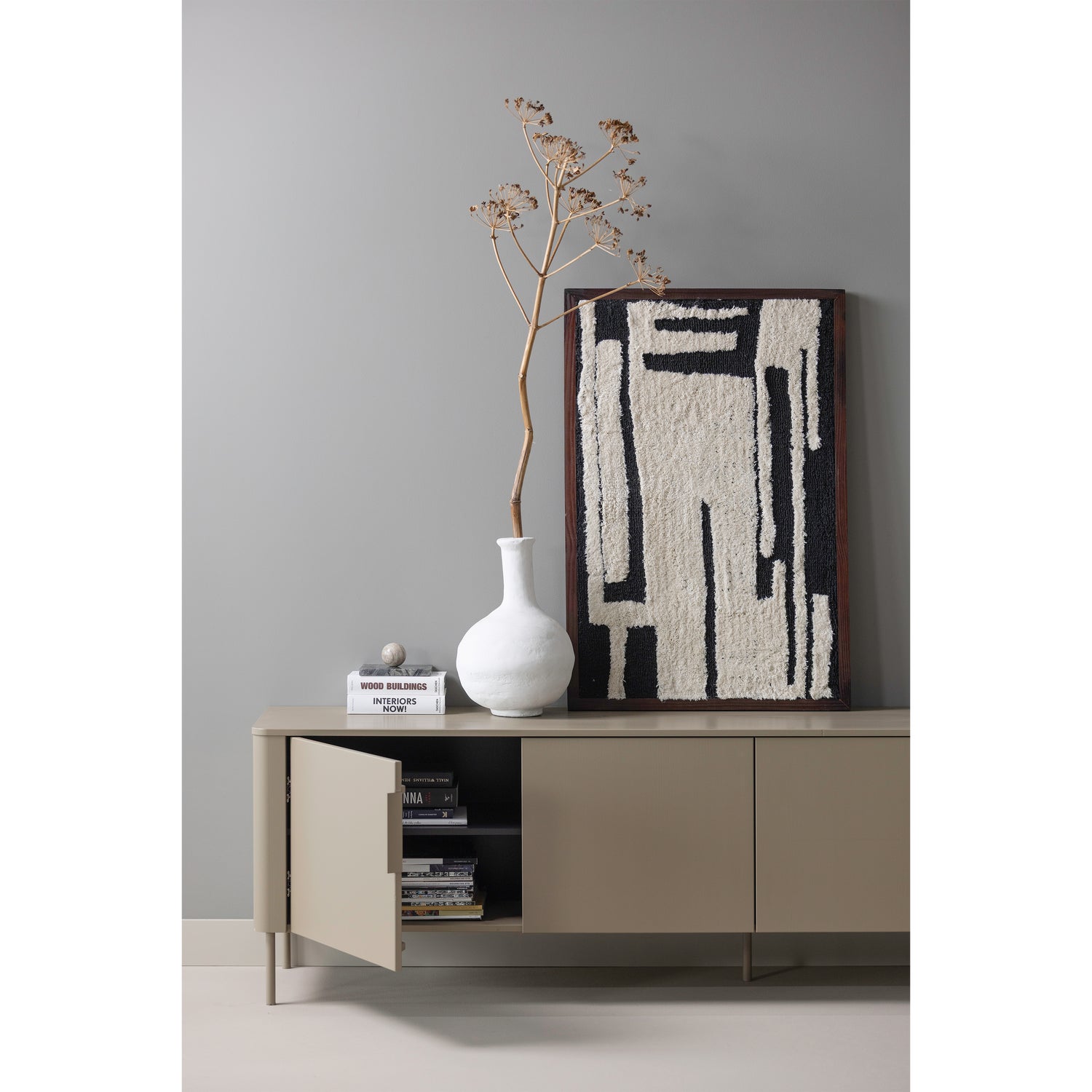 377594-MD-377577-Z-03_SF_WP_Gunnar_tv_meubel_Anka_wanddeco_detail.png?auto=webp&format=png&width=1500&height=1500