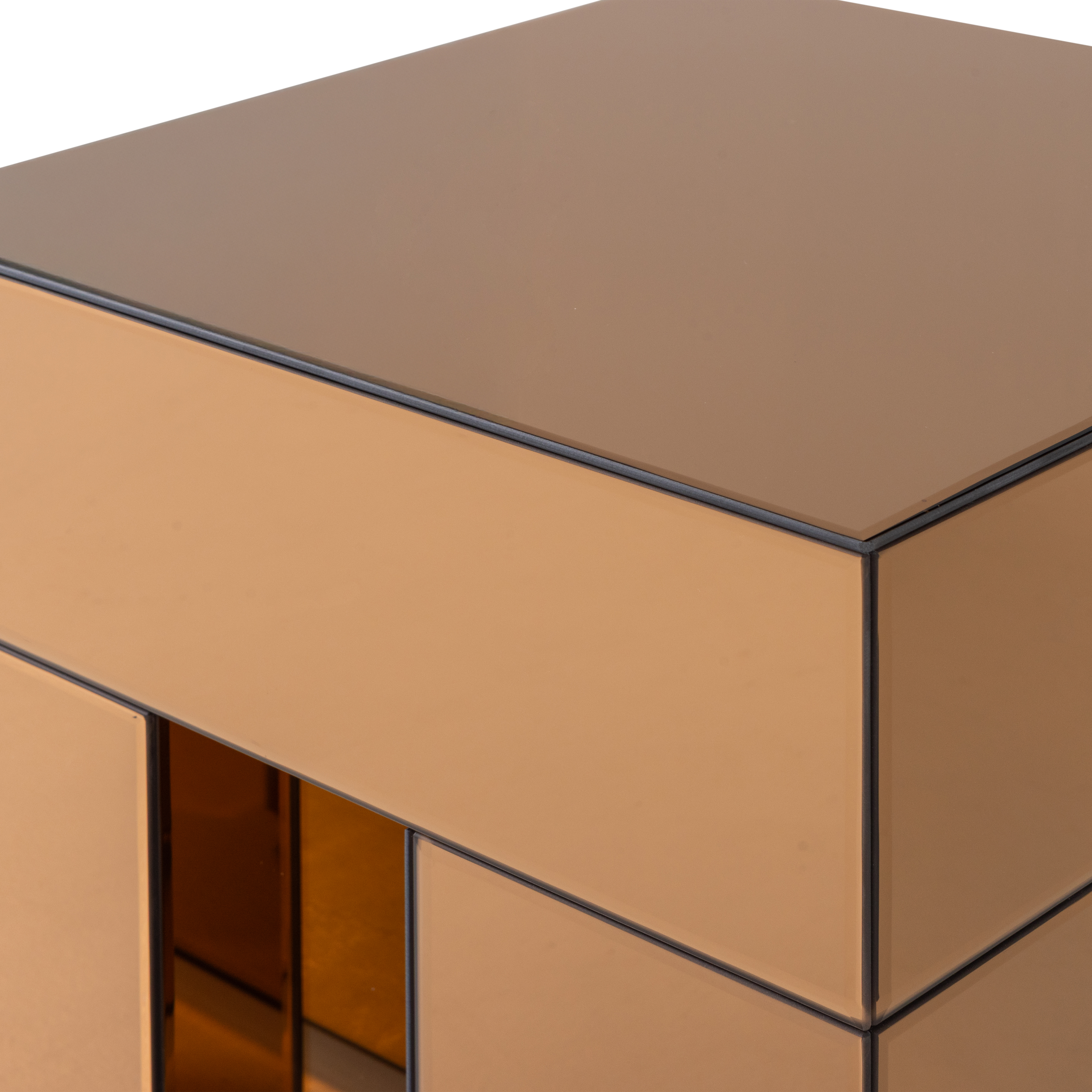 377776-B_01_VS_WP_Mirrox_bijzettafel_hout_spiegelglas_bruin__fsc__C1.png?auto=webp&format=png&width=1500&height=1500