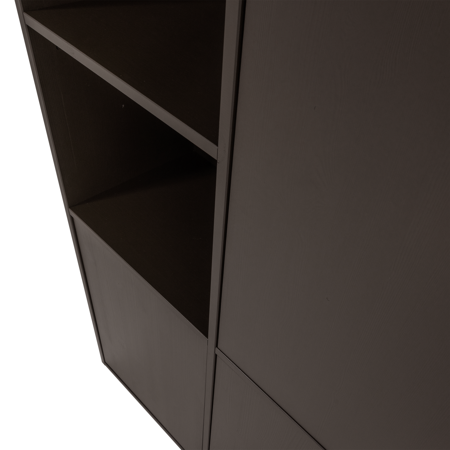 377559-MI_06_VS_WP_Meggy_opbergkast_rechts_108cm_grenen_middenbruin_C1.png?auto=webp&format=png&width=1500&height=1500