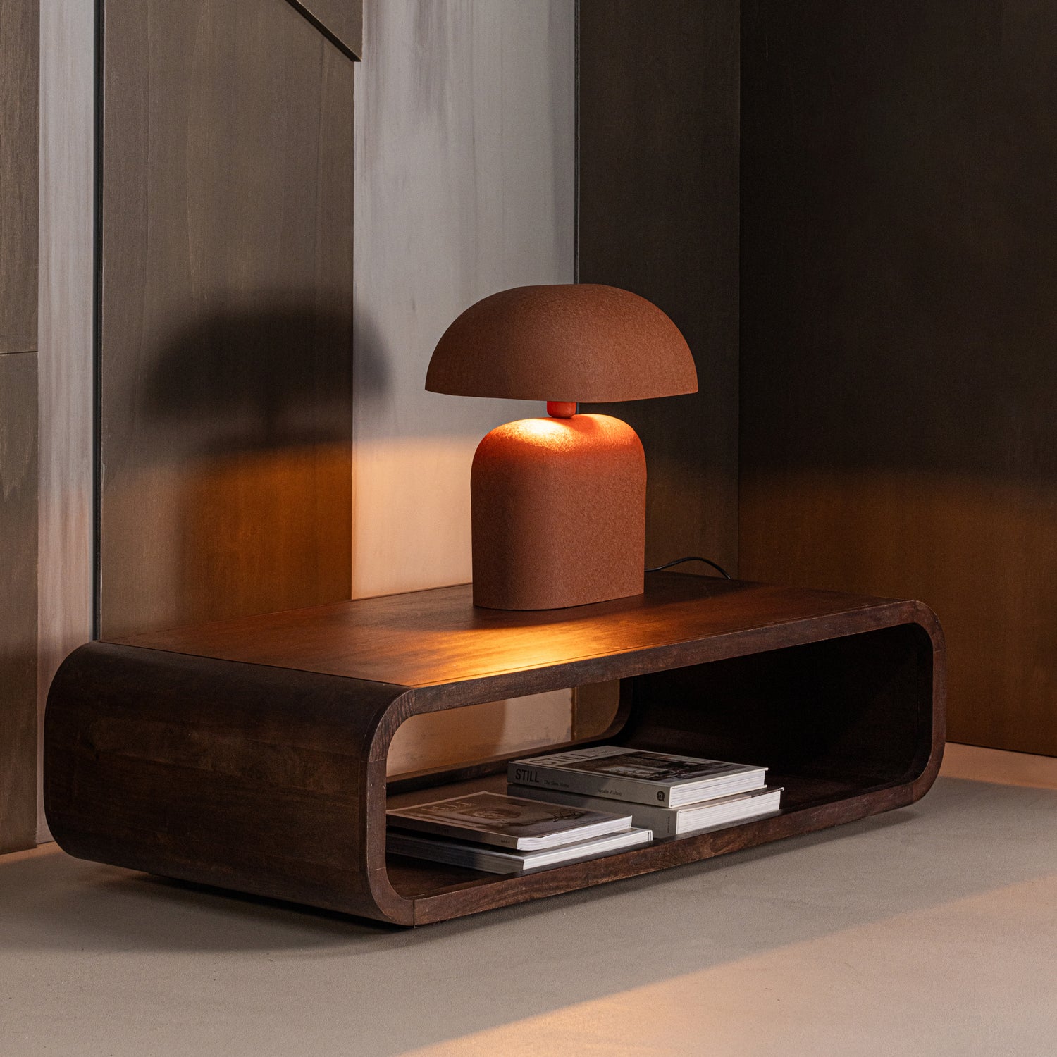 377885-B__377734-D-01_SF_Tilo_bruin_Kinu_donkerbruin_vierkant.jpg?auto=webp&format=png&width=1500&height=1500