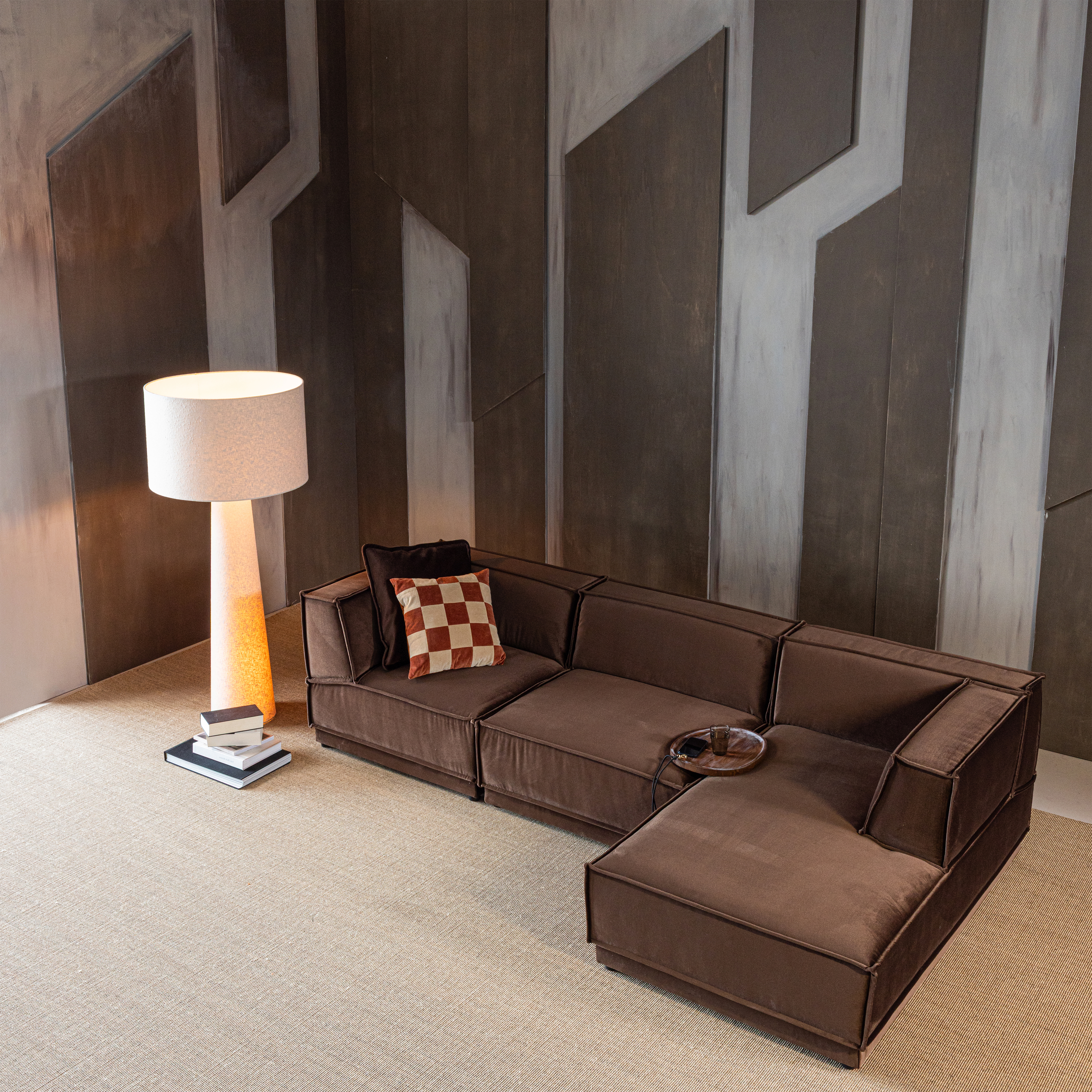 377861-VB_02_SF_WP_Manu_chaise_longue_bank_rechts_velvet_bruin_viekant.jpg?auto=webp&format=png&width=1500&height=1500