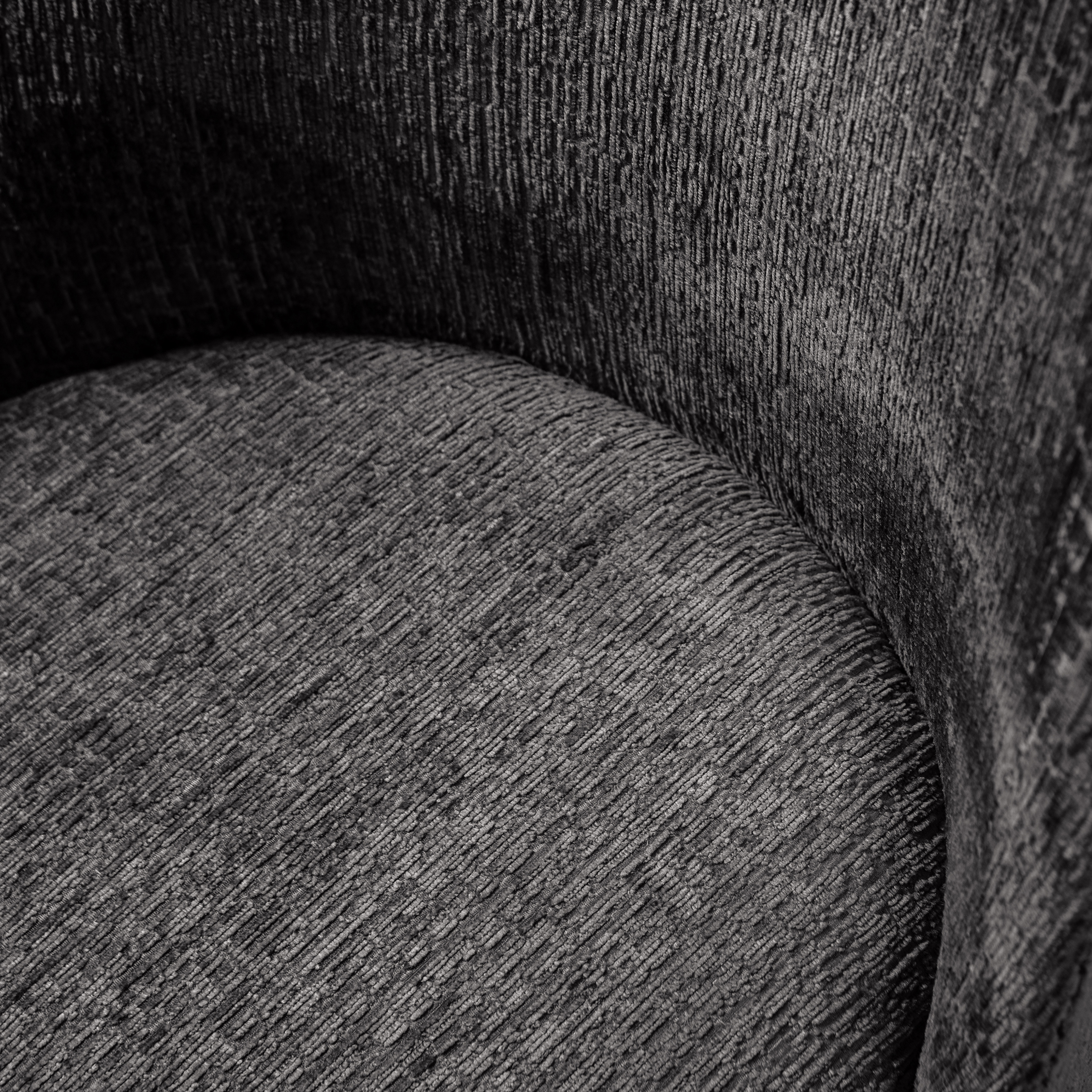 800816-MO-01_VS_BP_Vogue_eetkamerstoel_structure_velvet_mountain_detail.jpg?auto=webp&format=png&width=1500&height=1500