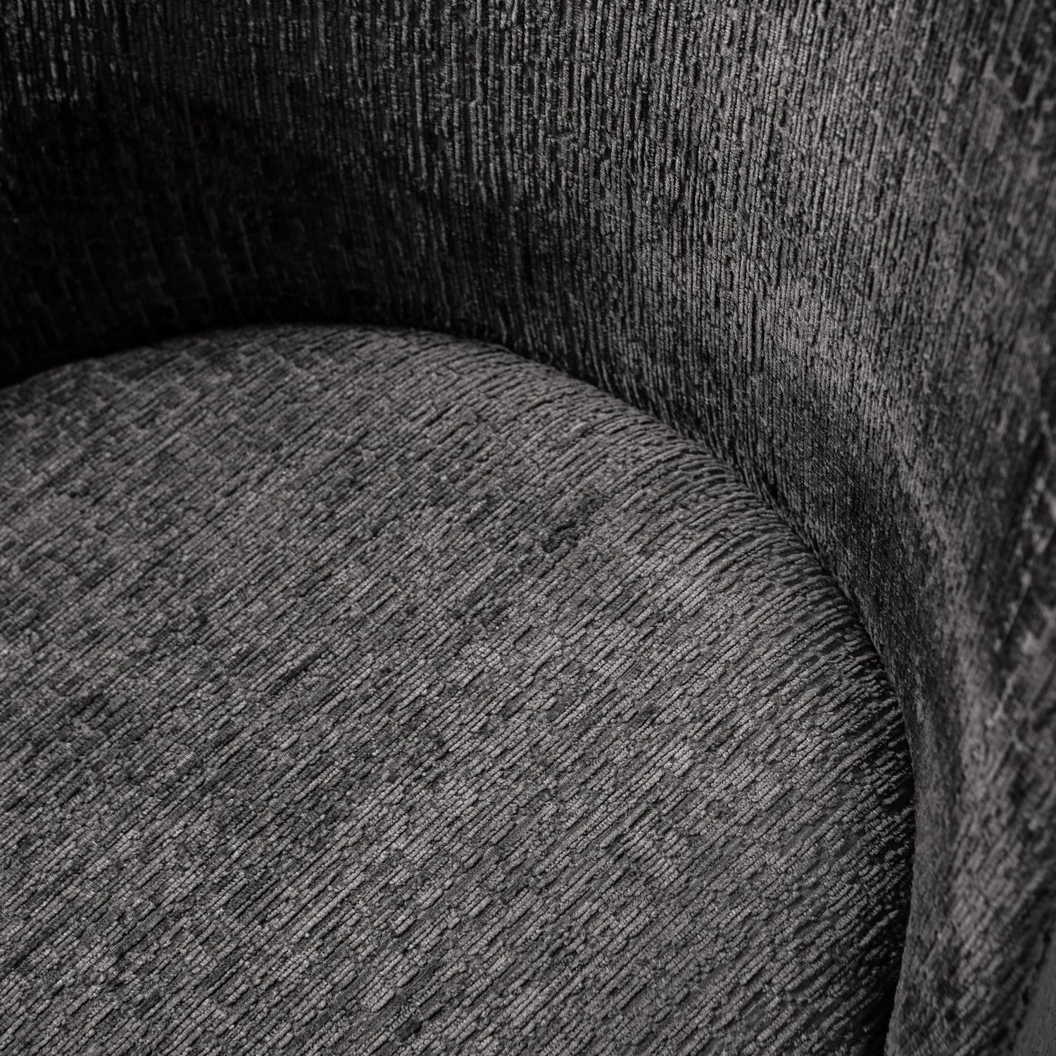 800816-MO-01_VS_BP_Vogue_eetkamerstoel_structure_velvet_mountain_detail.jpg?auto=webp&format=png&width=1500&height=1500