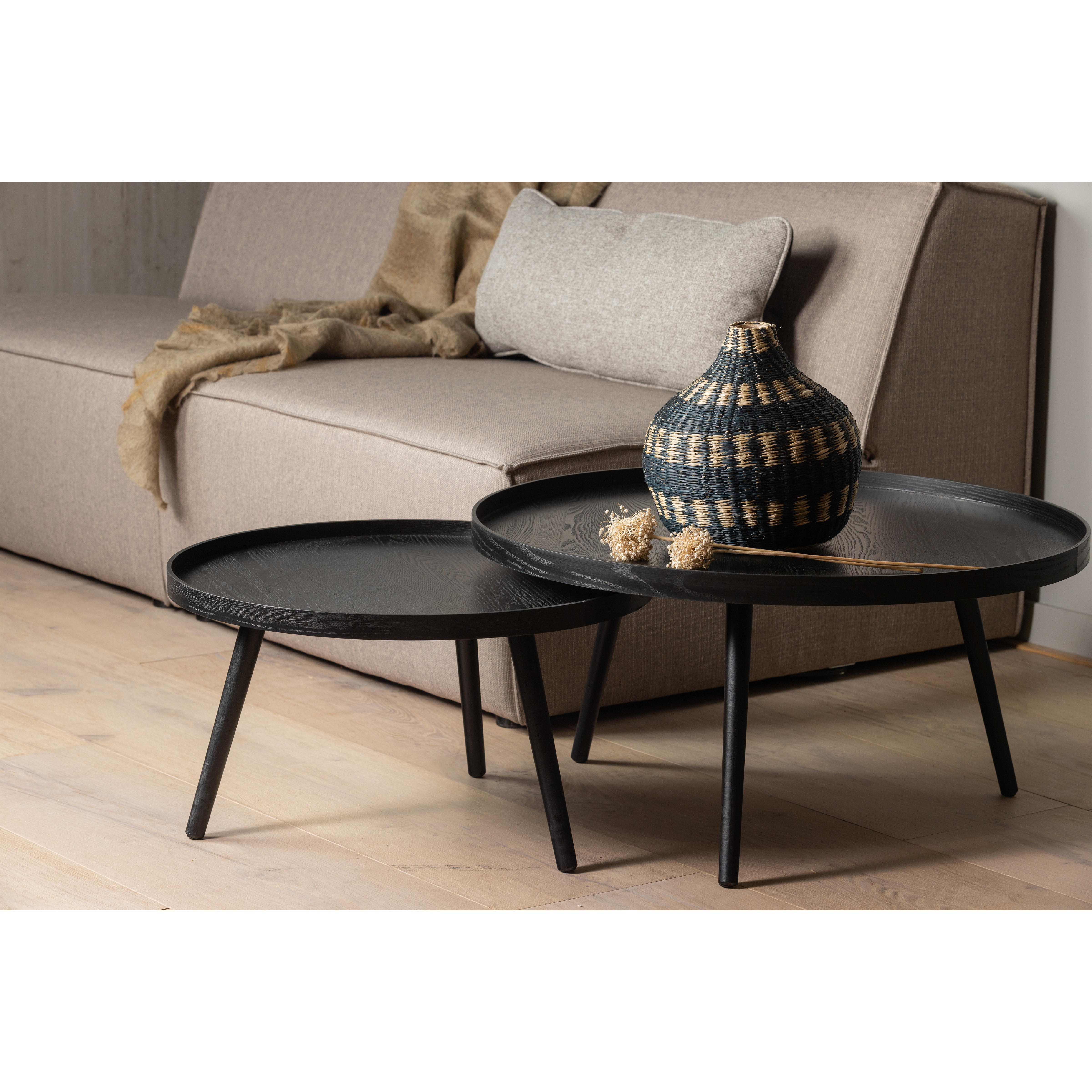 375430-Z-375431-Z-375731-Z-02_SF_FA_Mesa_bijzet_XL_L_hout_zwart.jpg?auto=webp&format=png&width=1500&height=1500