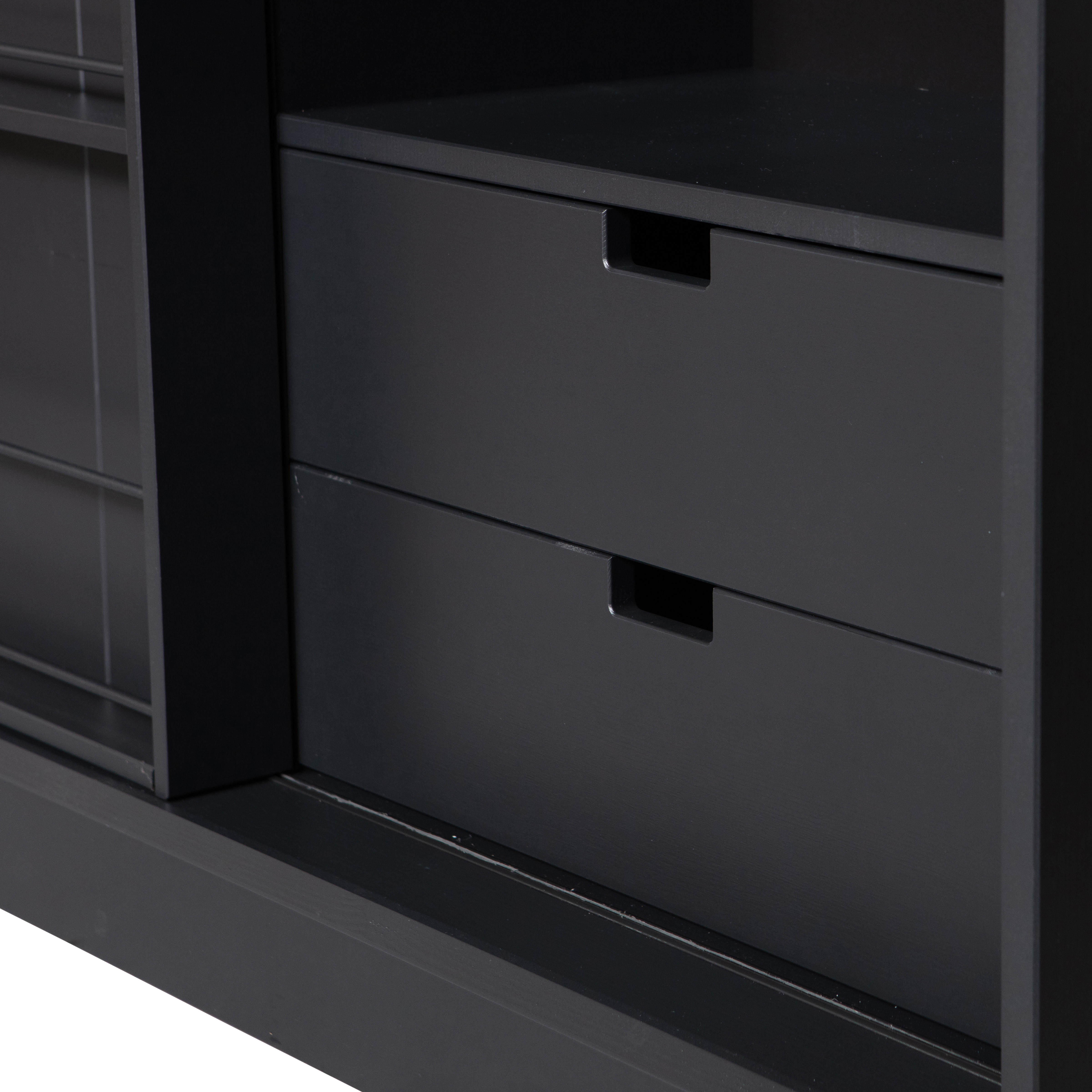 373650-Z-01_VS_WE_Swing_schuifdeurkast_grenen_geschuurd_detail.jpg?auto=webp&format=png&width=1500&height=1500