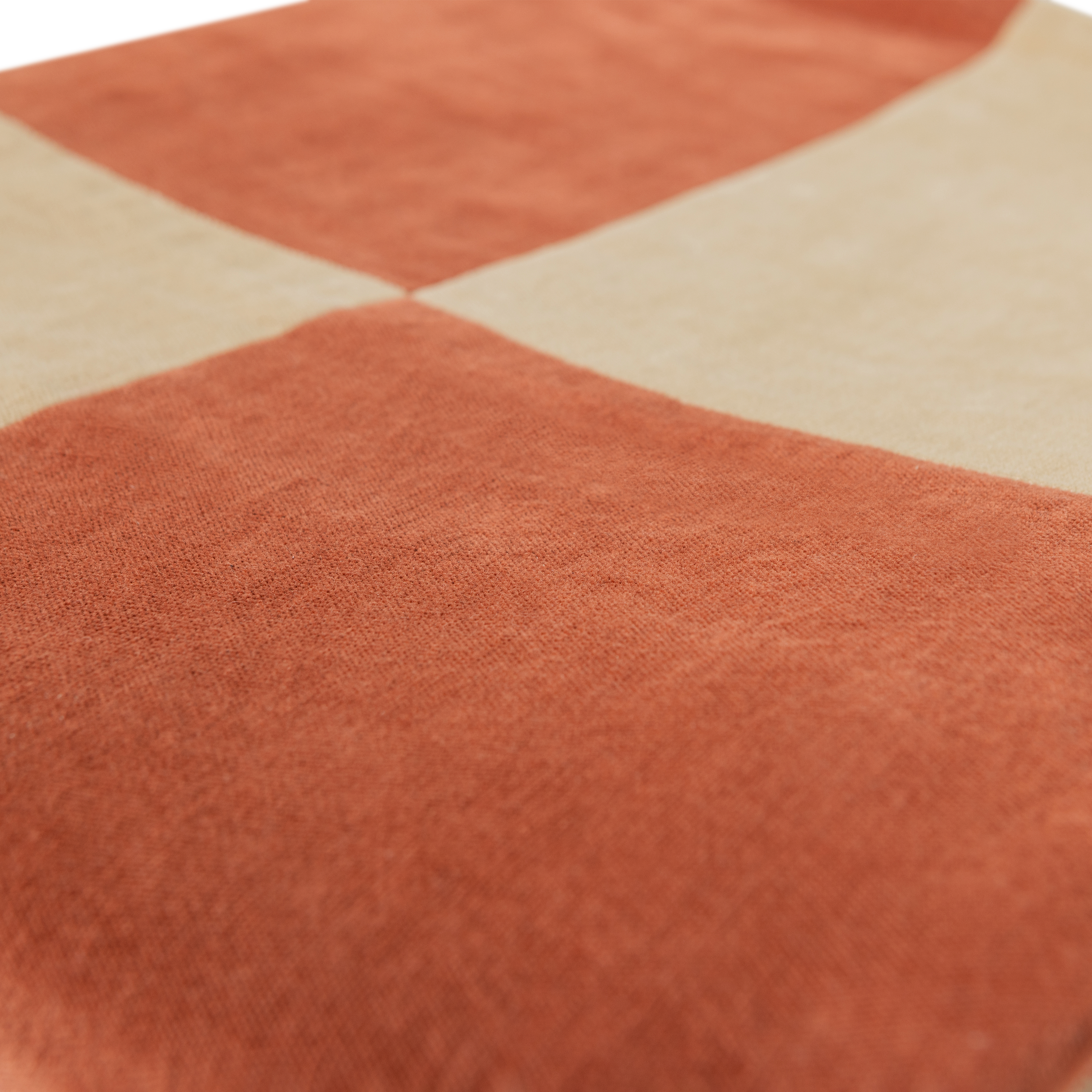 377783-R_01_VS_ES_Zena_plaid_130x170_cm_velvet_roestbruin_beige_C1.png?auto=webp&format=png&width=1500&height=1500