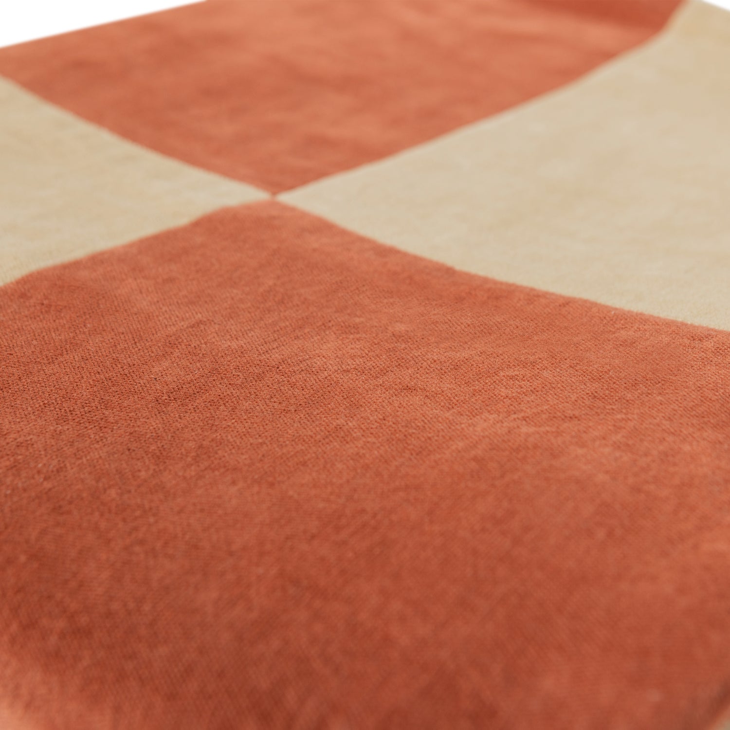377783-R_01_VS_ES_Zena_plaid_130x170_cm_velvet_roestbruin_beige_C1.png?auto=webp&format=png&width=1500&height=1500