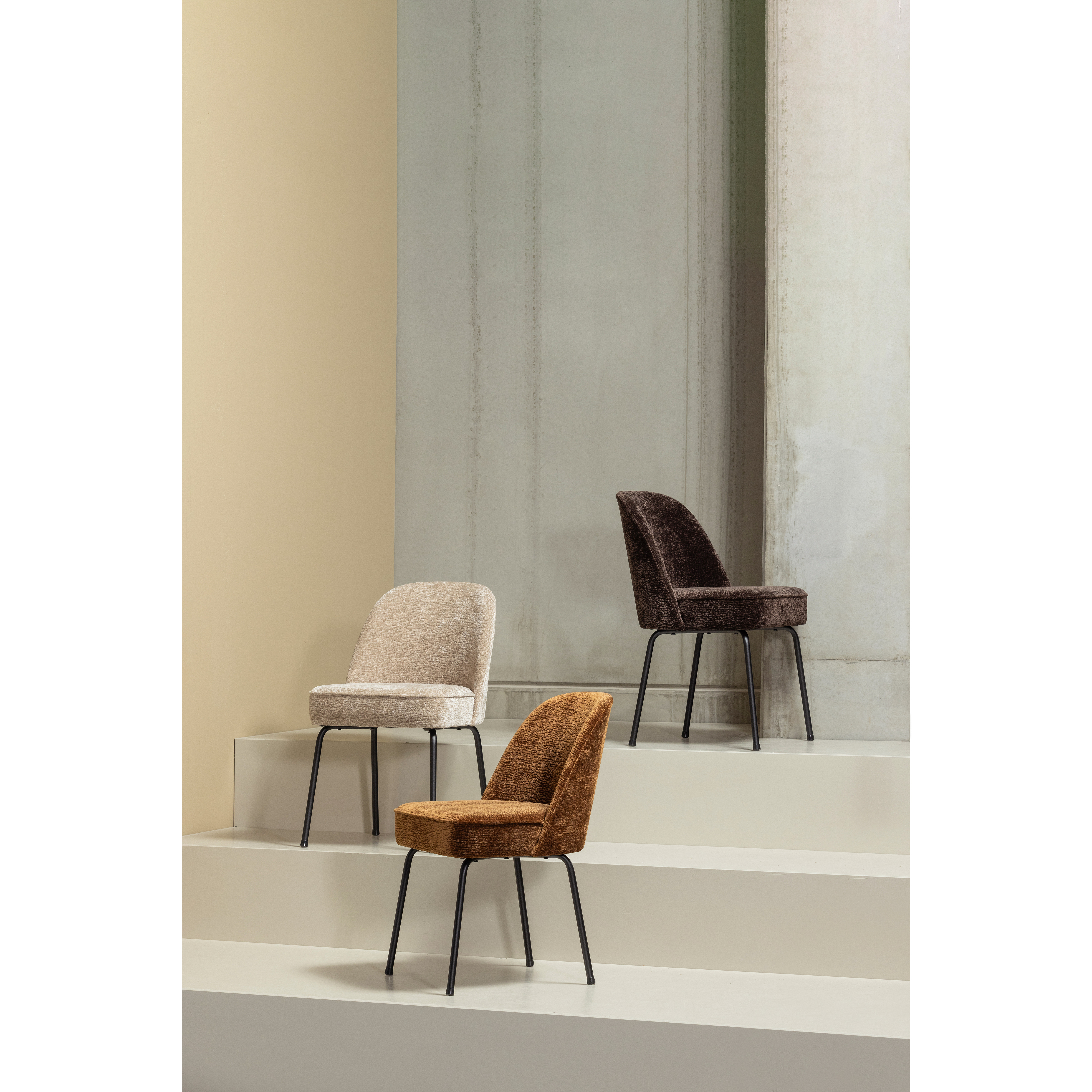 800816-SA-800816-MB-800816-DB-01_SF_WE_Vogue_eekamerstoel_3D_chenille.jpg?auto=webp&format=png&width=1500&height=1500