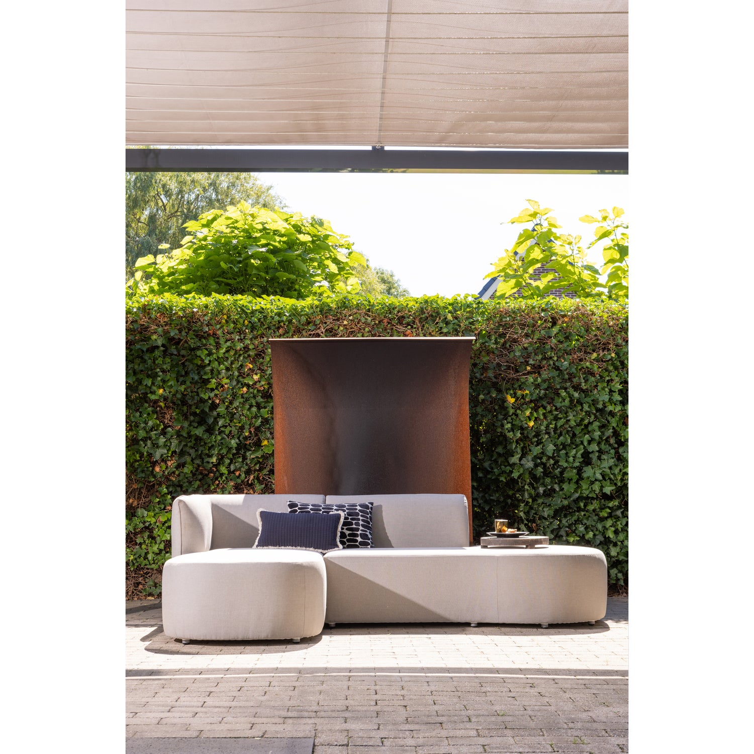 500034-Z-01_SF_EXT_Chios_loungeset_organisch_zand_links.jpg?auto=webp&format=png&width=1500&height=1500