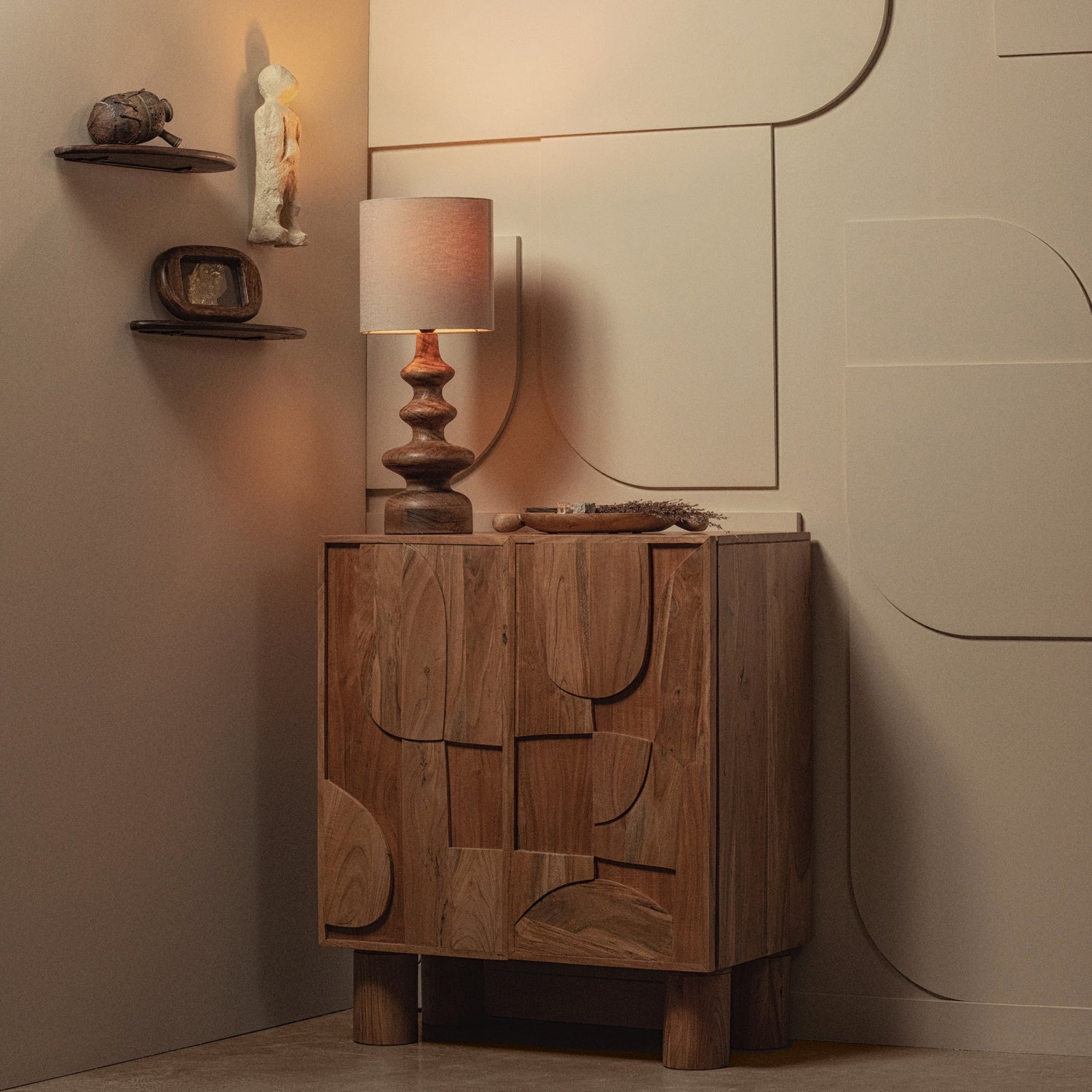 801380-N-801399-W-801257-Z-801351-W-801356-N-01_SF_BP_Notice_naturel_Fondle_tafellampvoet_Collar_lampenkap_Layer_wandplank_Seemly_VIERKANT.jpg?auto=webp&format=png&width=1500&height=1500