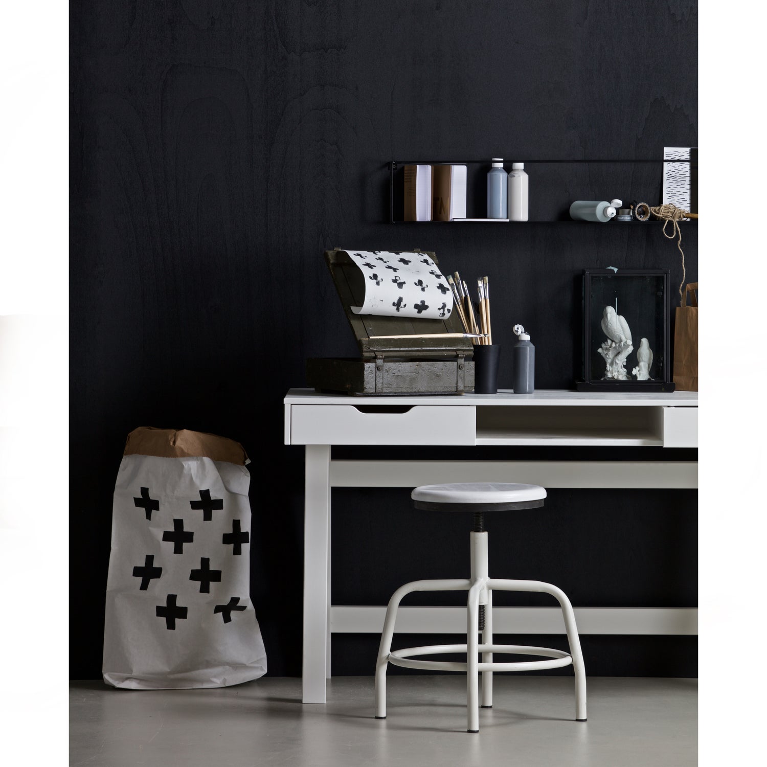 365595-W-375720-W-370109-Z-02_SF_FA_Nikki_bureau_Spider_kruk_VT_wit_Meert_50cm.jpg?auto=webp&format=png&width=1500&height=1500