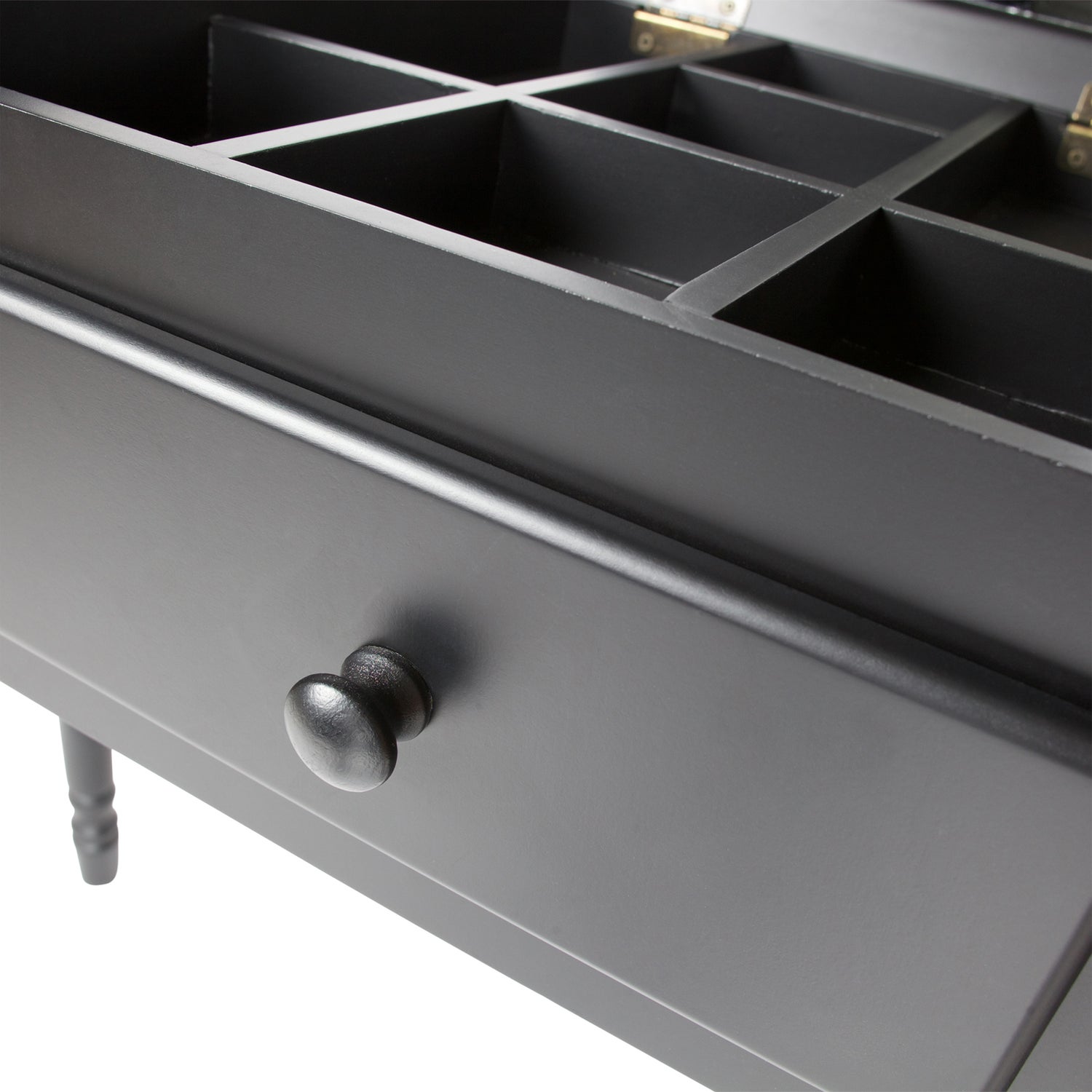 373774-Z-01_VS_FA_Romy_hal_kaptafel_hout_zwart_detail.jpg?auto=webp&format=png&width=1500&height=1500