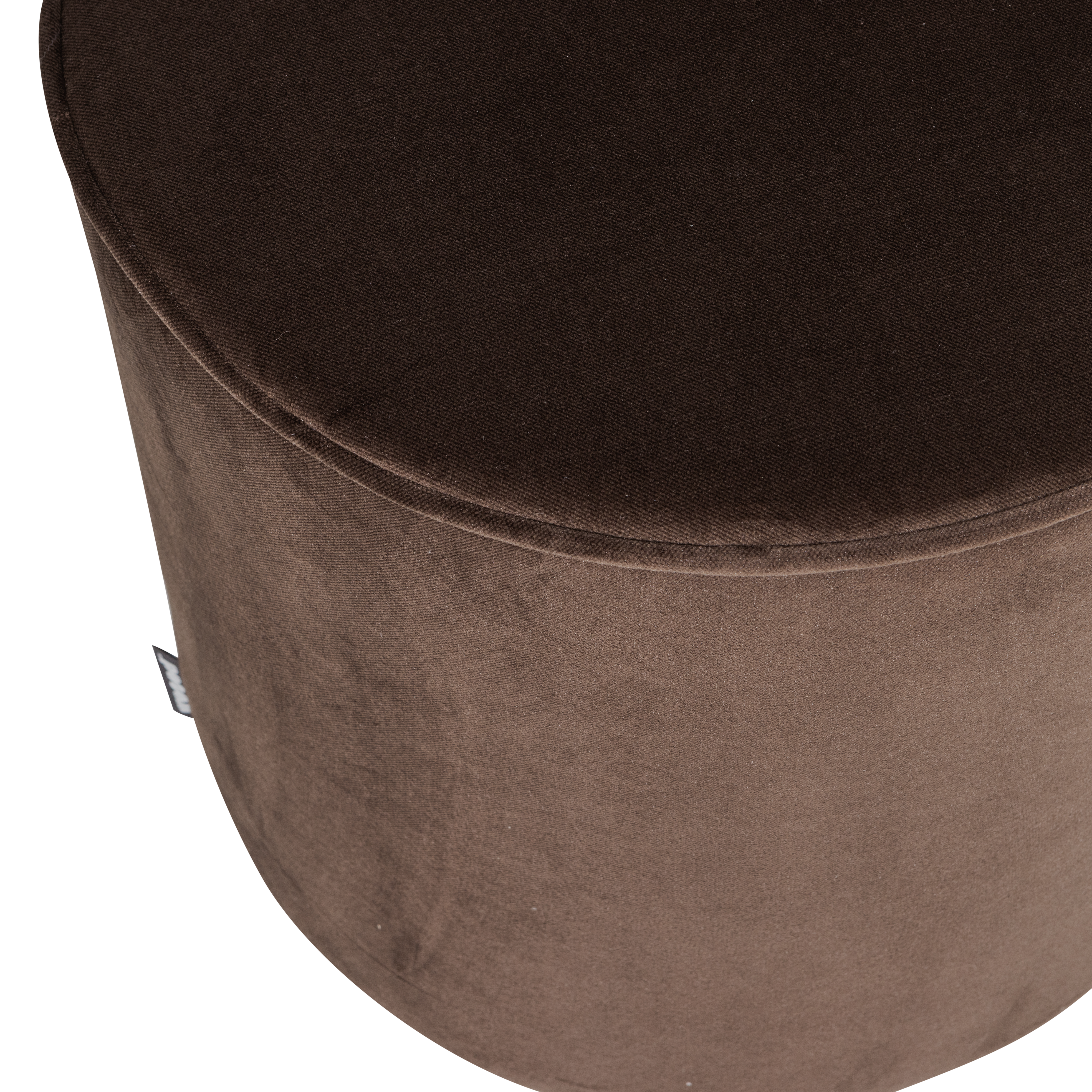 350409-DB_02_Sara_poef_hoog_velvet_donkerbruin_C1.png?auto=webp&format=png&width=1500&height=1500