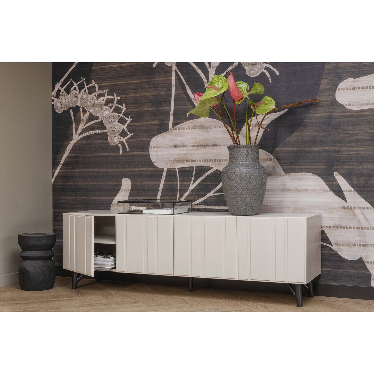 373980-D-373338-Z-377152-Z-02_SF_WE_Miller_tv_meubel_Ace_Bikkel.jpg?auto=webp&format=png&width=1500&height=1500