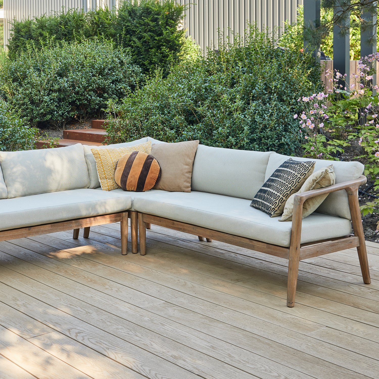 377473-N-01_SF_FA_Biam_loungeset_acacia_hout_naturel_VIERKANT.jpg?auto=webp&format=png&width=1500&height=1500