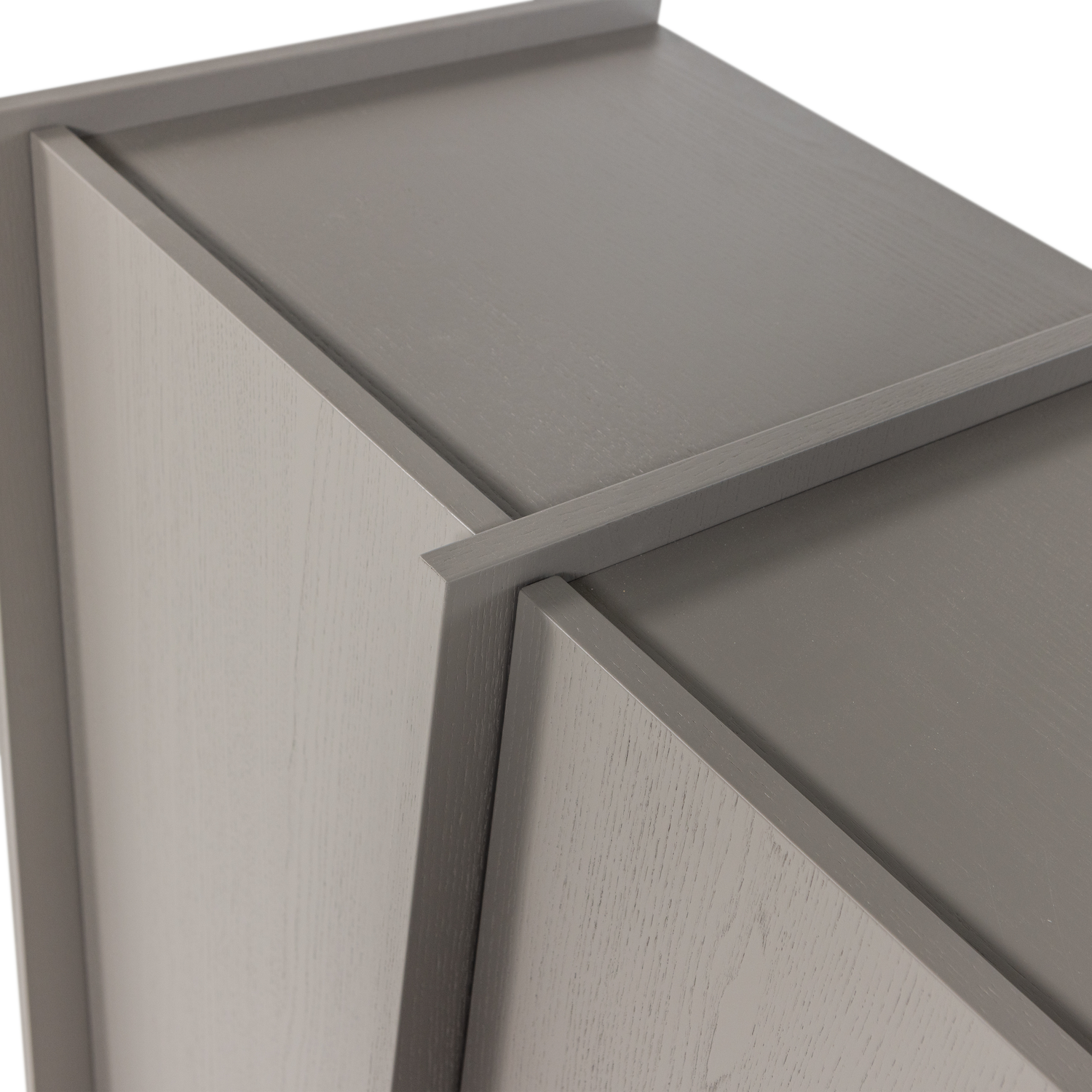 377894-WG_07_VS_Brock_2_deurs_kast_essen_fineer_warmgrijs_detail.png?auto=webp&format=png&width=1500&height=1500