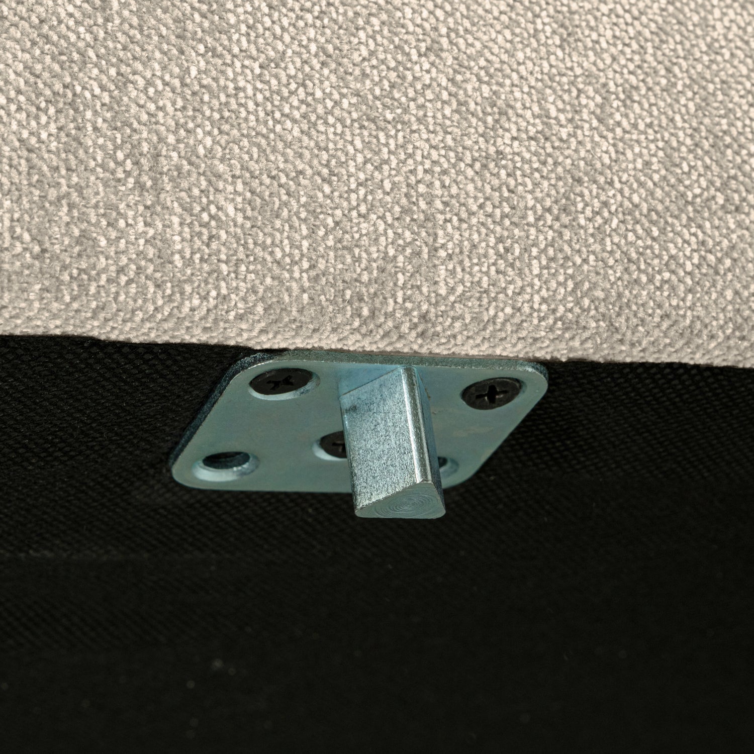 400484-400485-400486-400487-400489-400490-Z-02_VS_VT_Couple_zand_detail_PS.jpg?auto=webp&format=png&height=1500