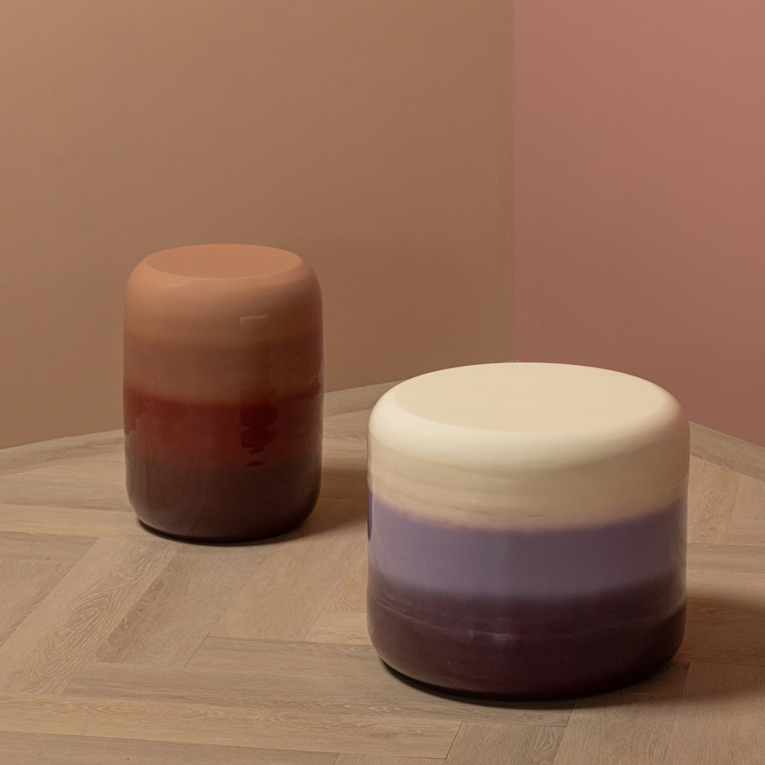 377866-M__377867-M_01_SF_Voro_Nuro_bijzettafel_metaal_hoogglans_multi_color_vierkant.jpg?auto=webp&format=png&width=1500&height=1500