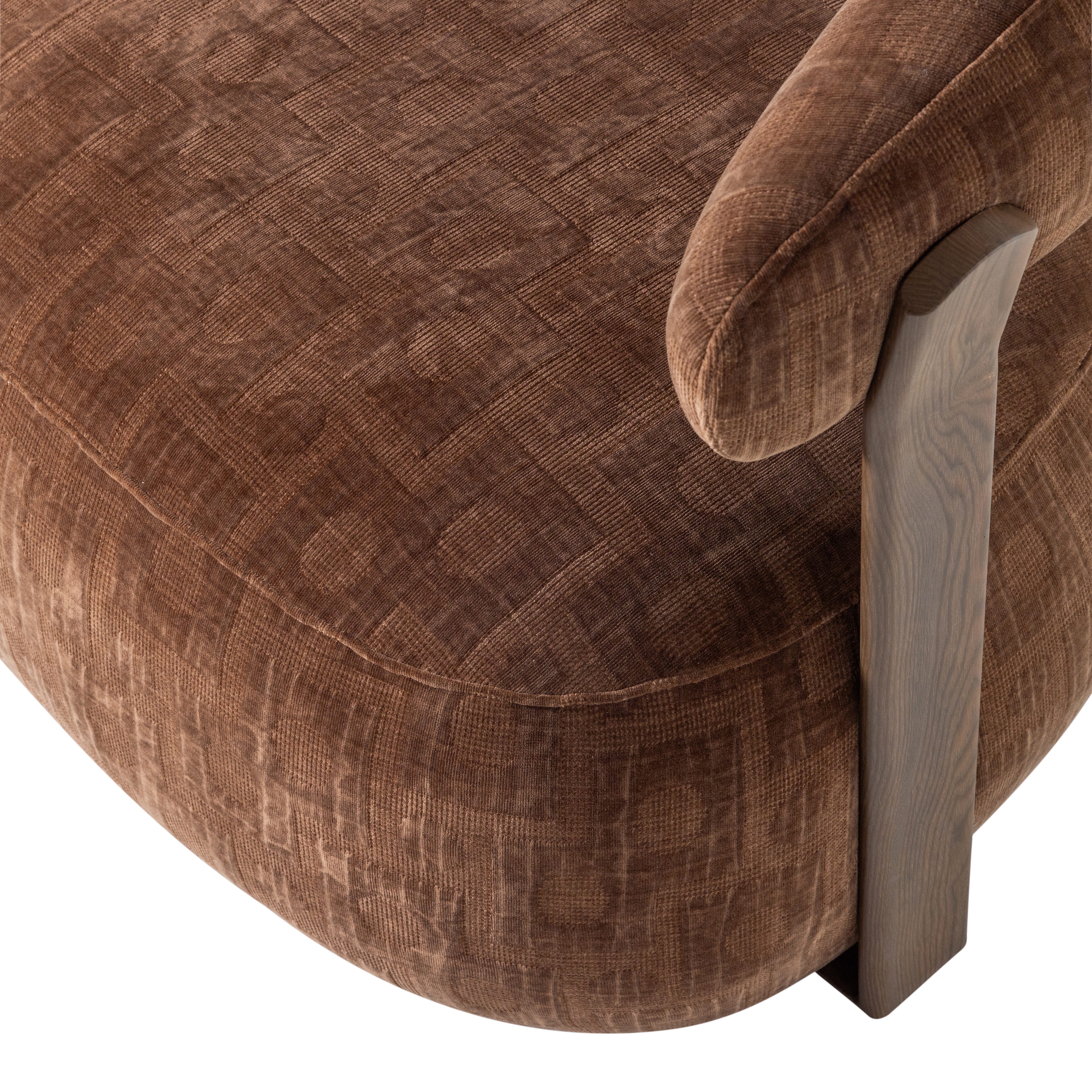 377778-B_01_VS_WP_Foon_fauteuil_3D_structuurstof_bruin_detail.png?auto=webp&format=png&width=1500&height=1500