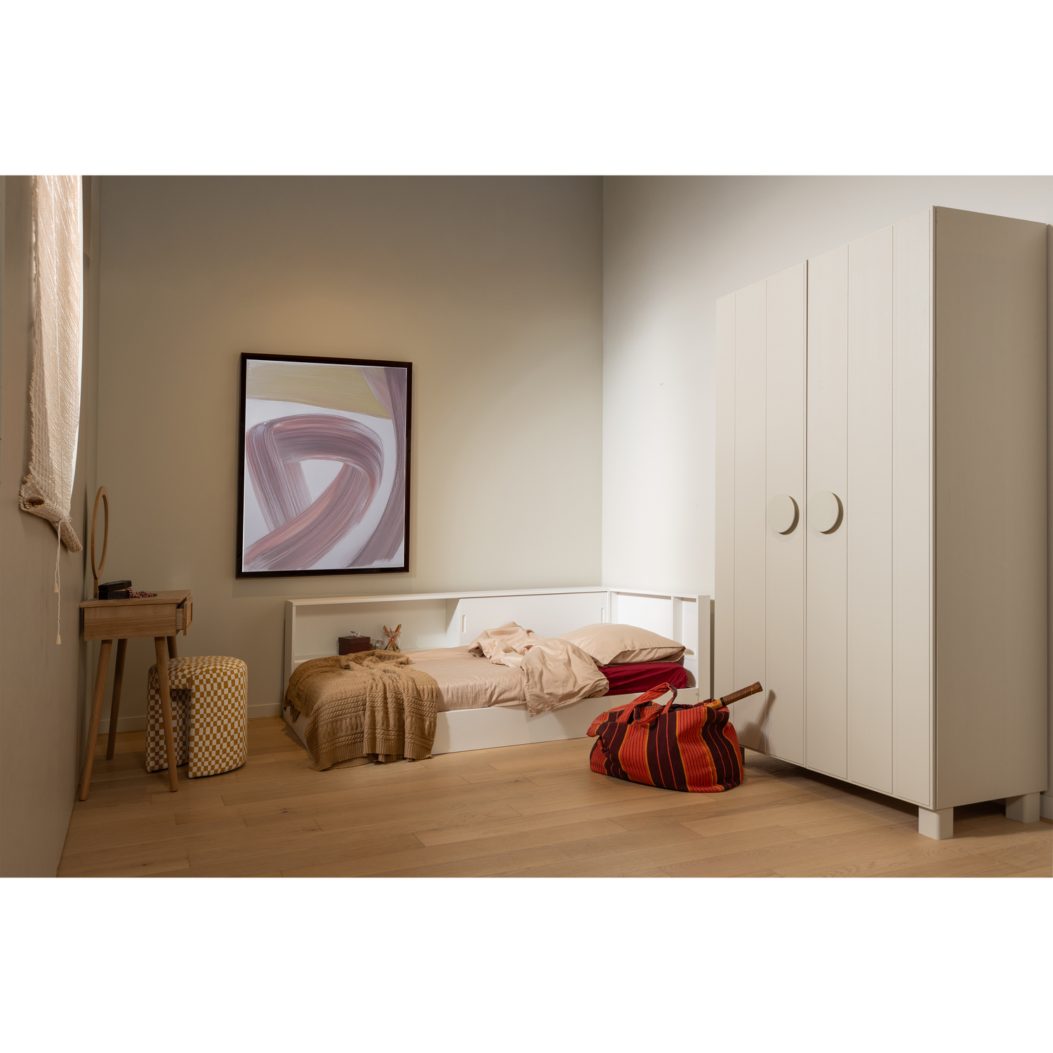 375473-D-377590-W-01_SF_ES_Noah_gaderobekast_Carter_hoekbed_grenen_wit.png?auto=webp&format=png&width=1500&height=1500