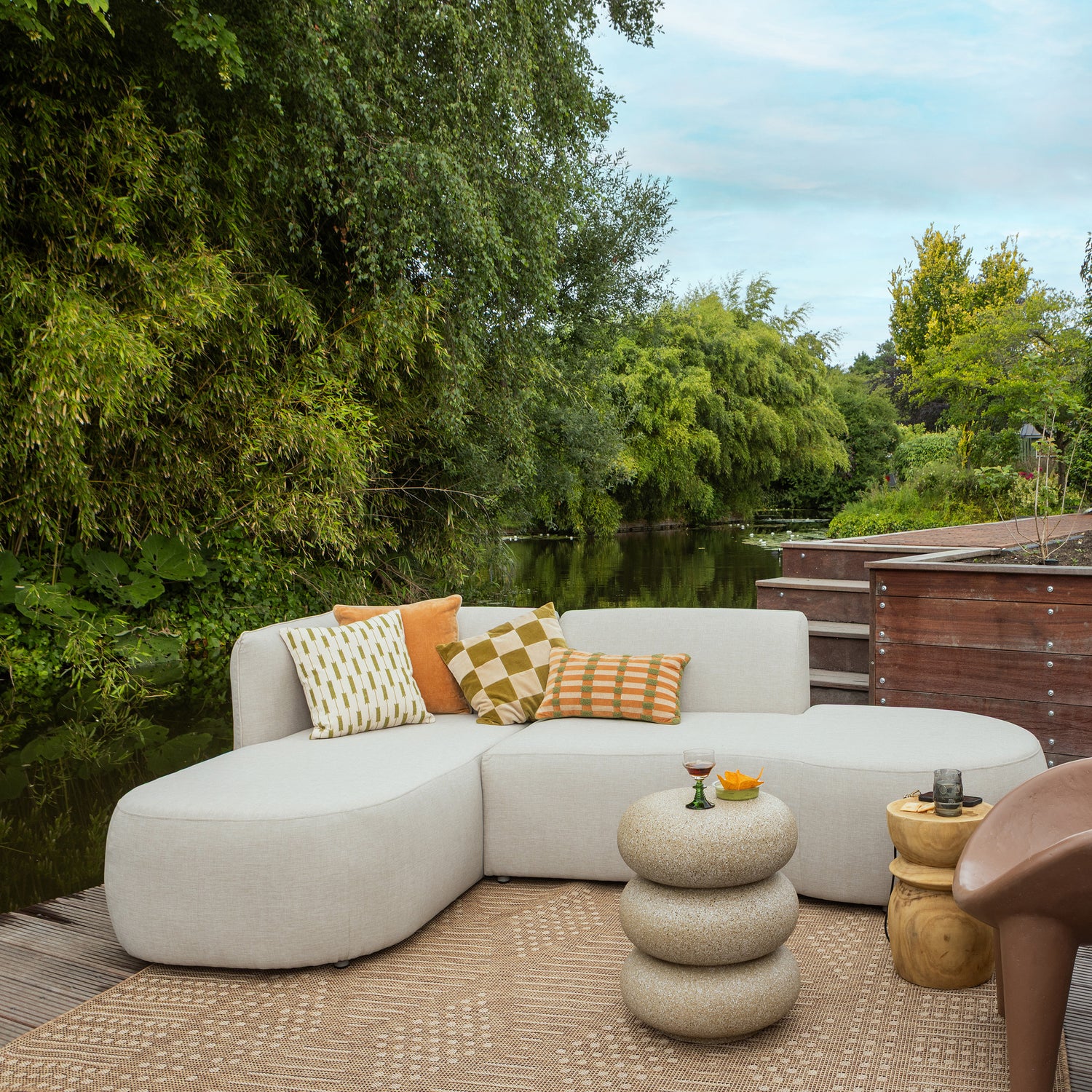 500034-N__377700-R__374093-B_01_SF_WO_Chios_tuin_loungeset_Orio_tuin_loungestoel_Laurel_bijzettafel_vierkant.jpg?auto=webp&format=png&width=1500&height=1500