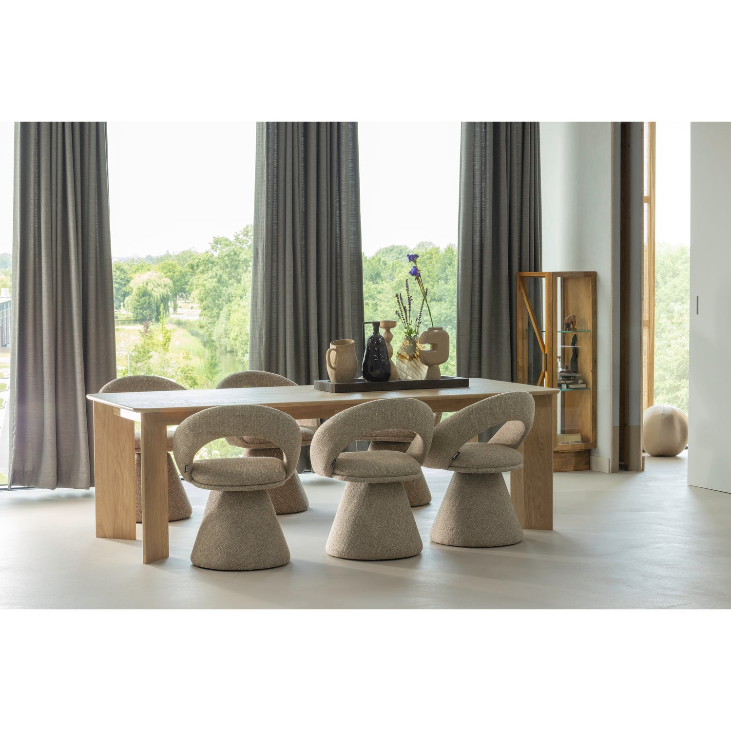 377619-N-377546-B-377543-Z-377542-N-377575-B-377545-Z-377544-B-377493-N-TB-AR-DL22-2390x0990-03_SF_WP_Winter_Indre_Valerie_Norbert_Likse_Gianna_Josie_Kella_1drs_Afgerond.png?auto=webp&format=png&width=1500&height=1500