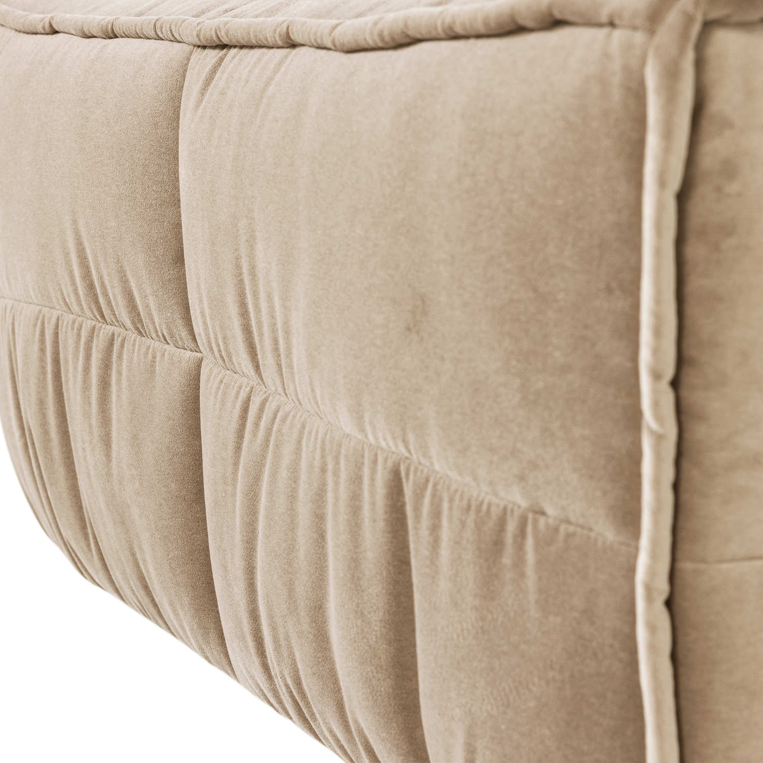 400560-ZB_04_VS_VT_Cluster_hocker_velvet_zacht_beige_C2.png?auto=webp&format=png&width=1500&height=1500