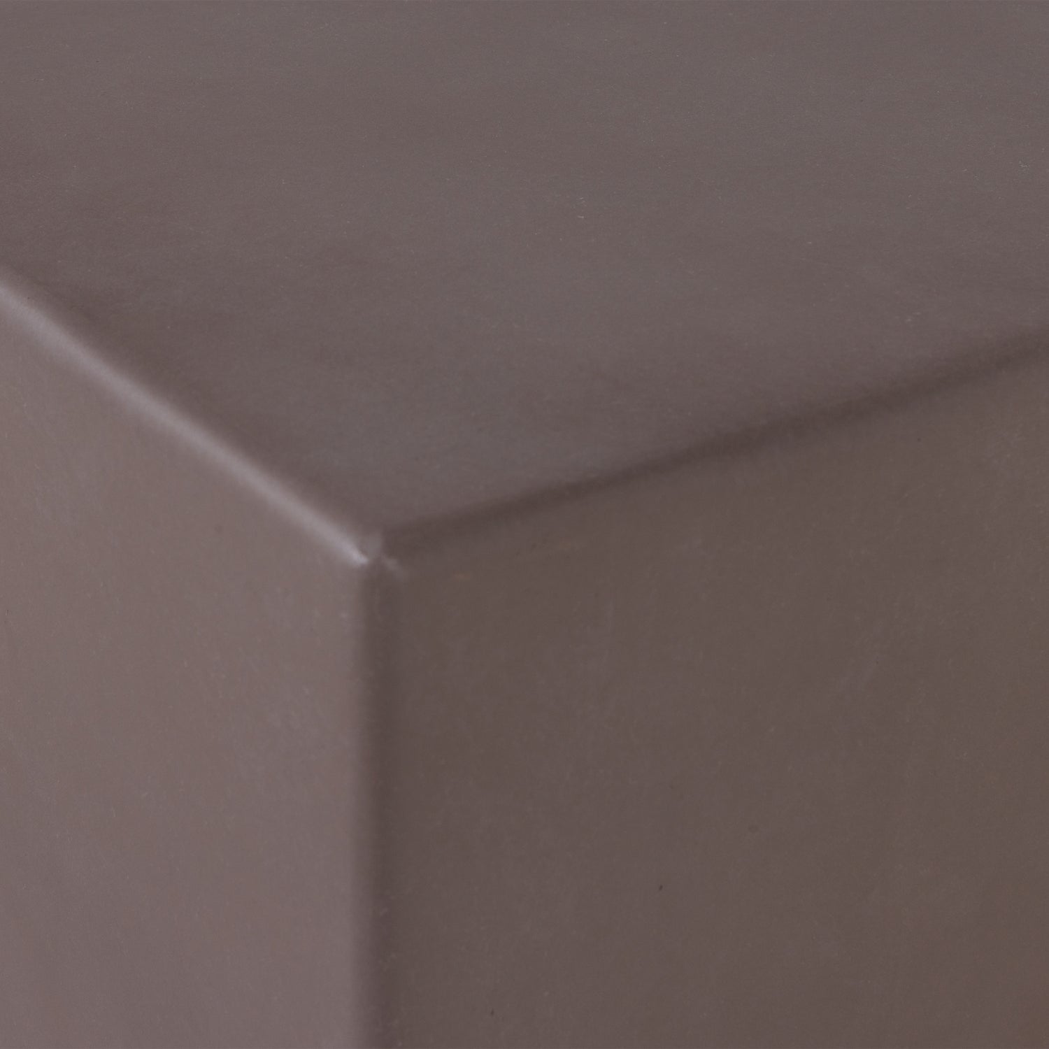 377595-B_01_VS_Zina_bijzettafel_laag_cement_bruin_C1.png?auto=webp&format=png&width=1500&height=1500