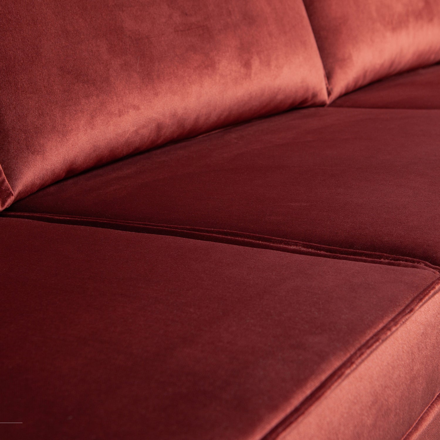 800543-205-02_VS_BP_Rodeo_bank_3-zits_velvet_chestnut_detail.jpg?auto=webp&format=png&width=1500&height=1500