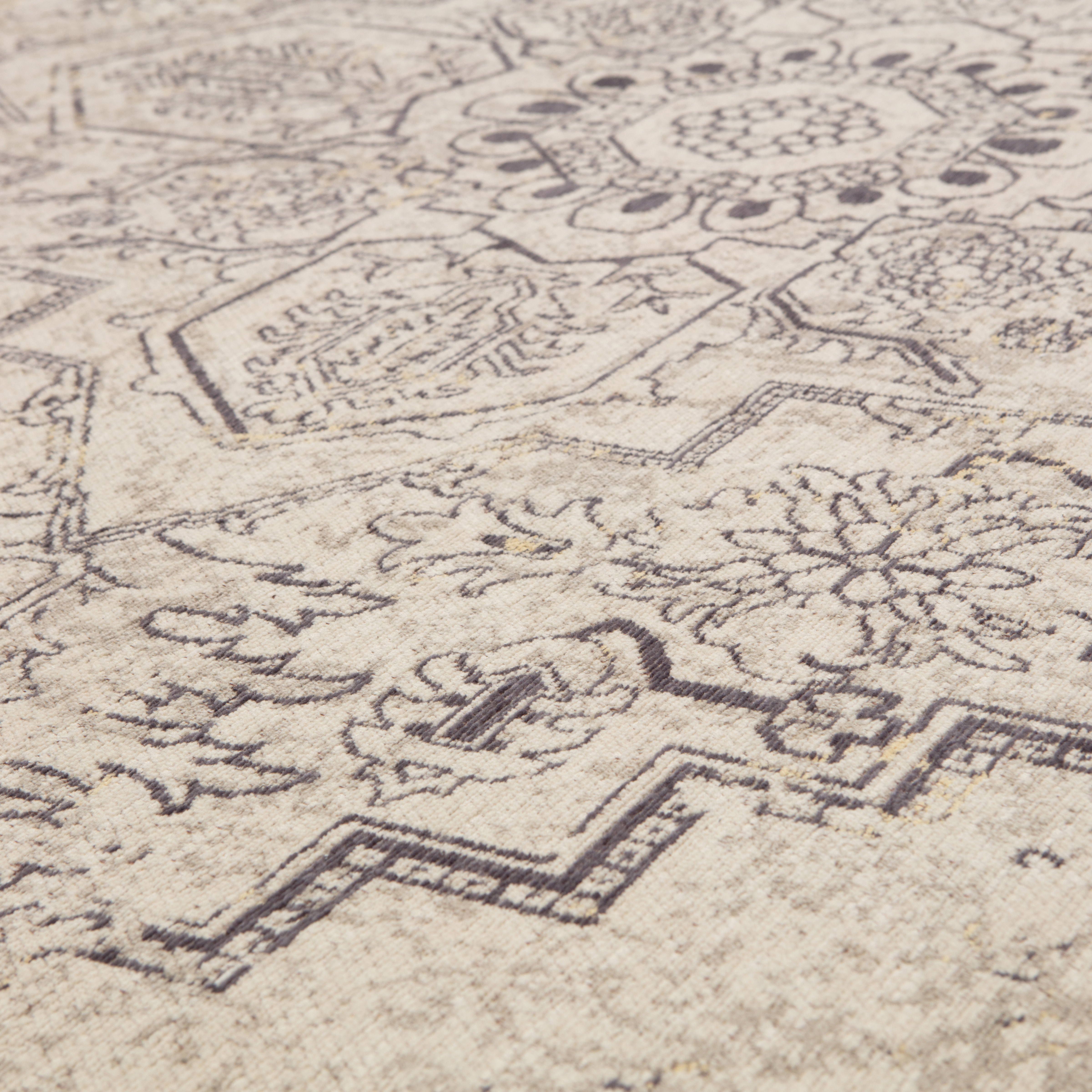 340513-M-02_VS_WE_Eric_vloerkleed_multicolor_170x240cm_detail.jpg?auto=webp&format=png&width=1500&height=1500