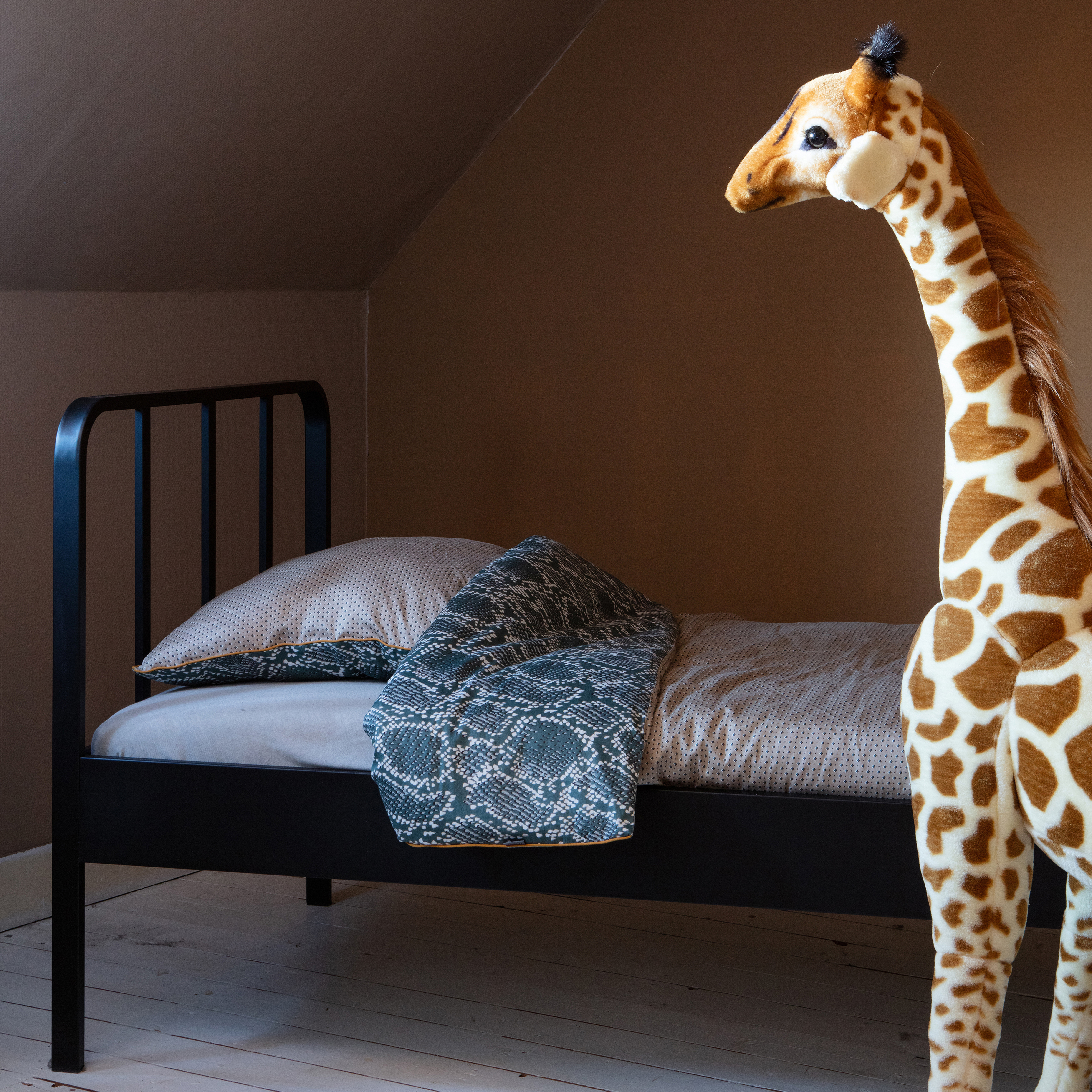 373253-Z-01_SF_FA_Mees_bed_metaal_zwart_90x200cm_VIERKANT.jpg?auto=webp&format=png&width=1500&height=1500