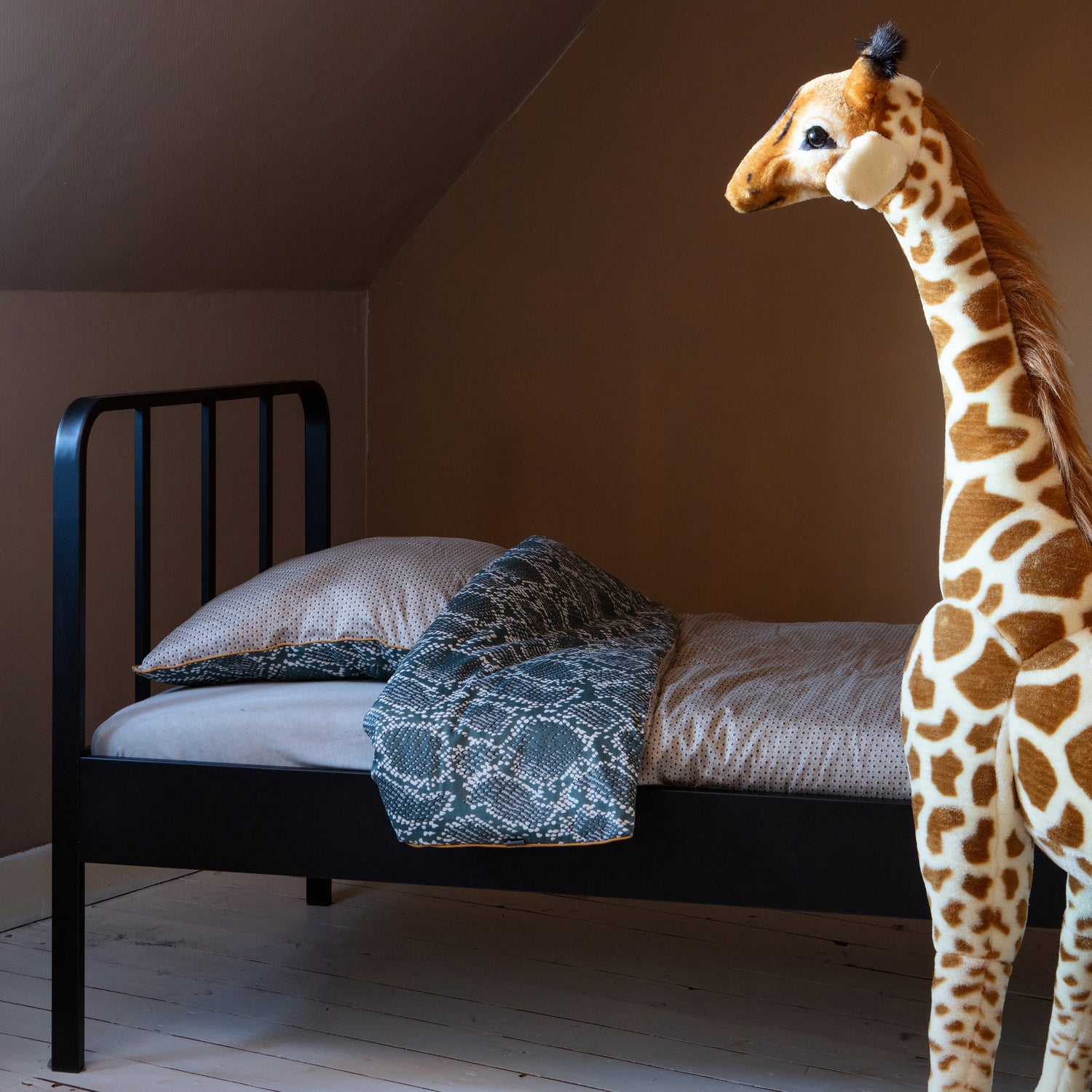 373253-Z-01_SF_FA_Mees_bed_metaal_zwart_90x200cm_VIERKANT.jpg?auto=webp&format=png&width=1500&height=1500