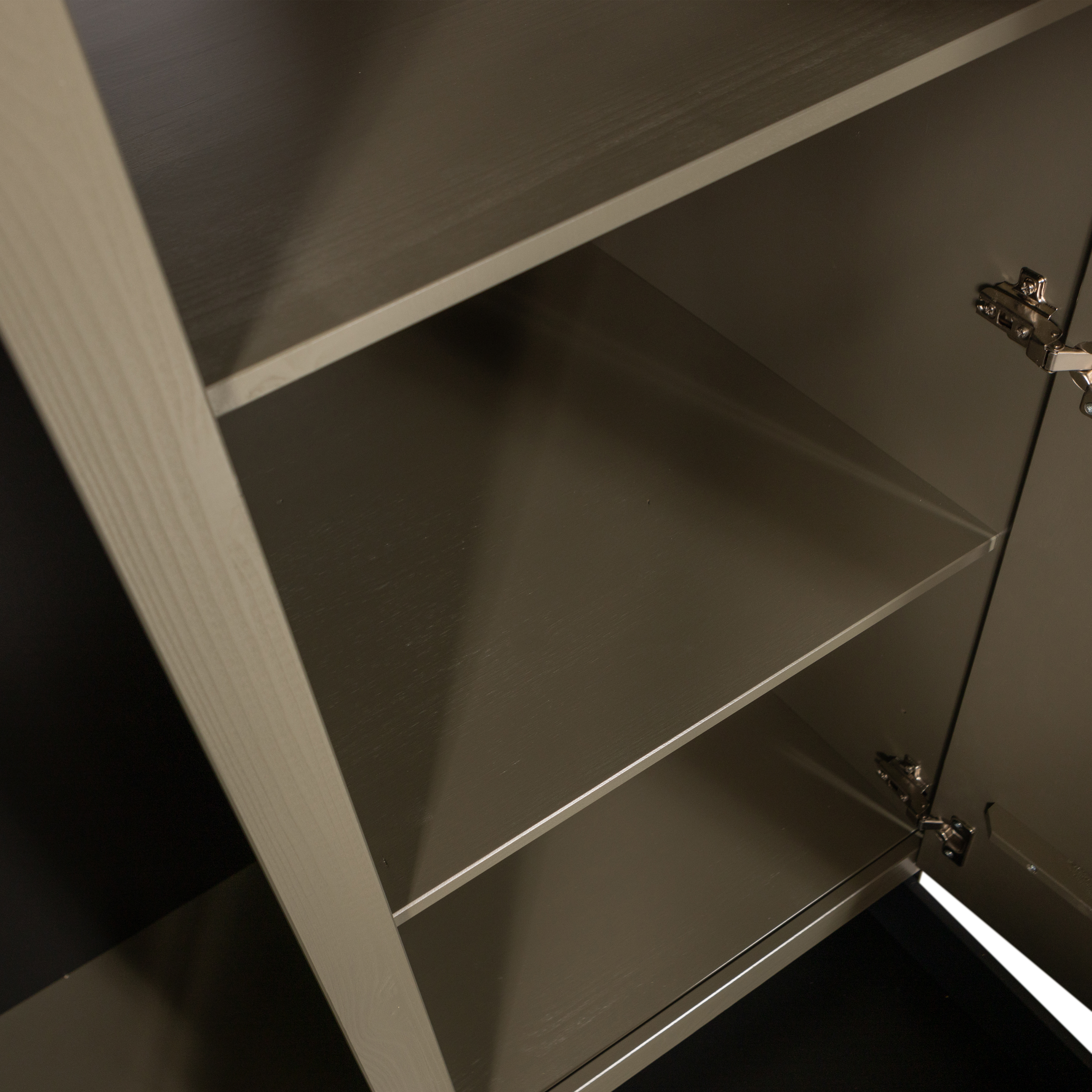 375186-FR-02_VS_WE_Alfie_kledingkast_smal_107cm_grenen_forest_detail.png?auto=webp&format=png&width=1500&height=1500