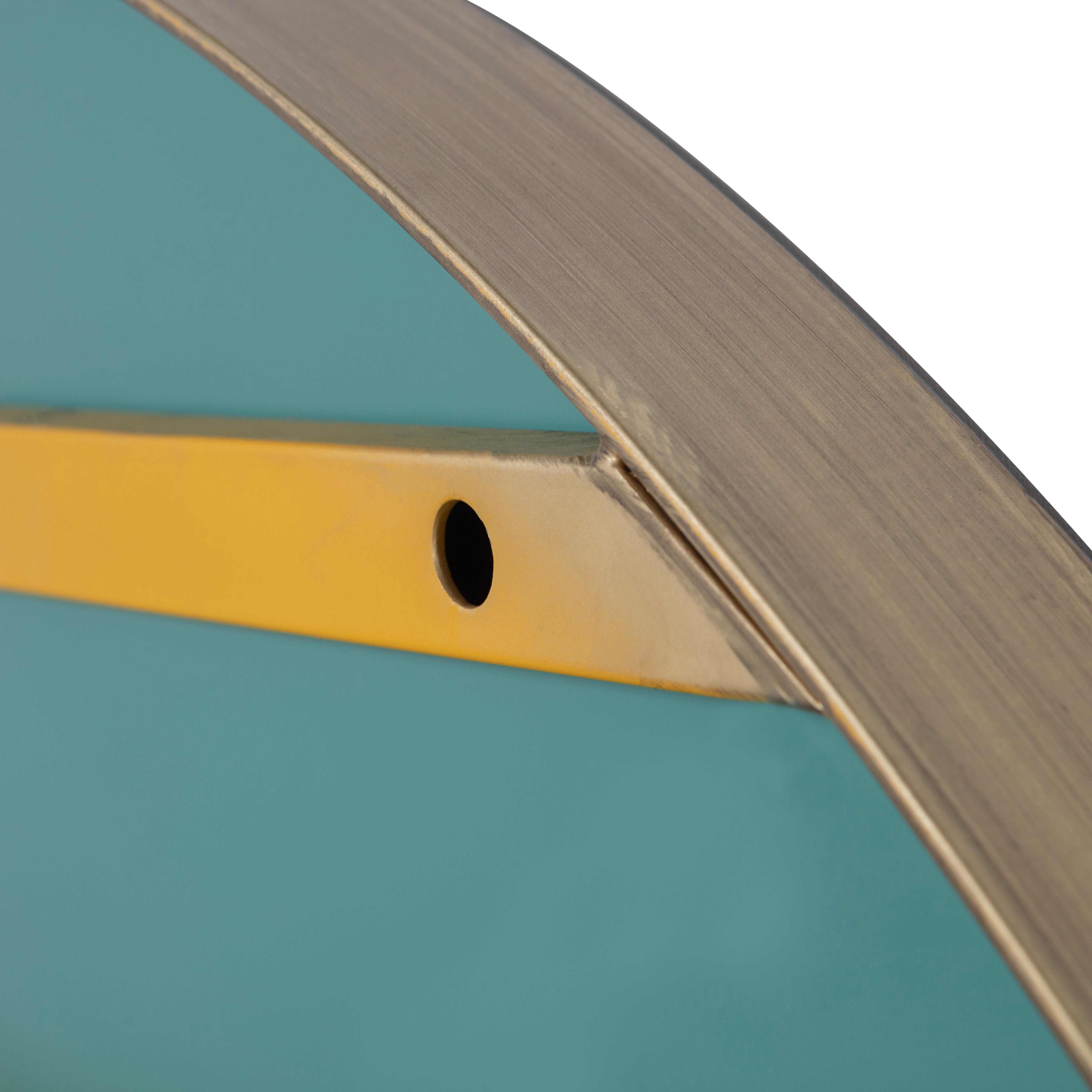 373907-G-02_VS_FA_Doutzen_spiegel_metaal_goud_O115cm_detail.jpg?auto=webp&format=png&width=1500&height=1500