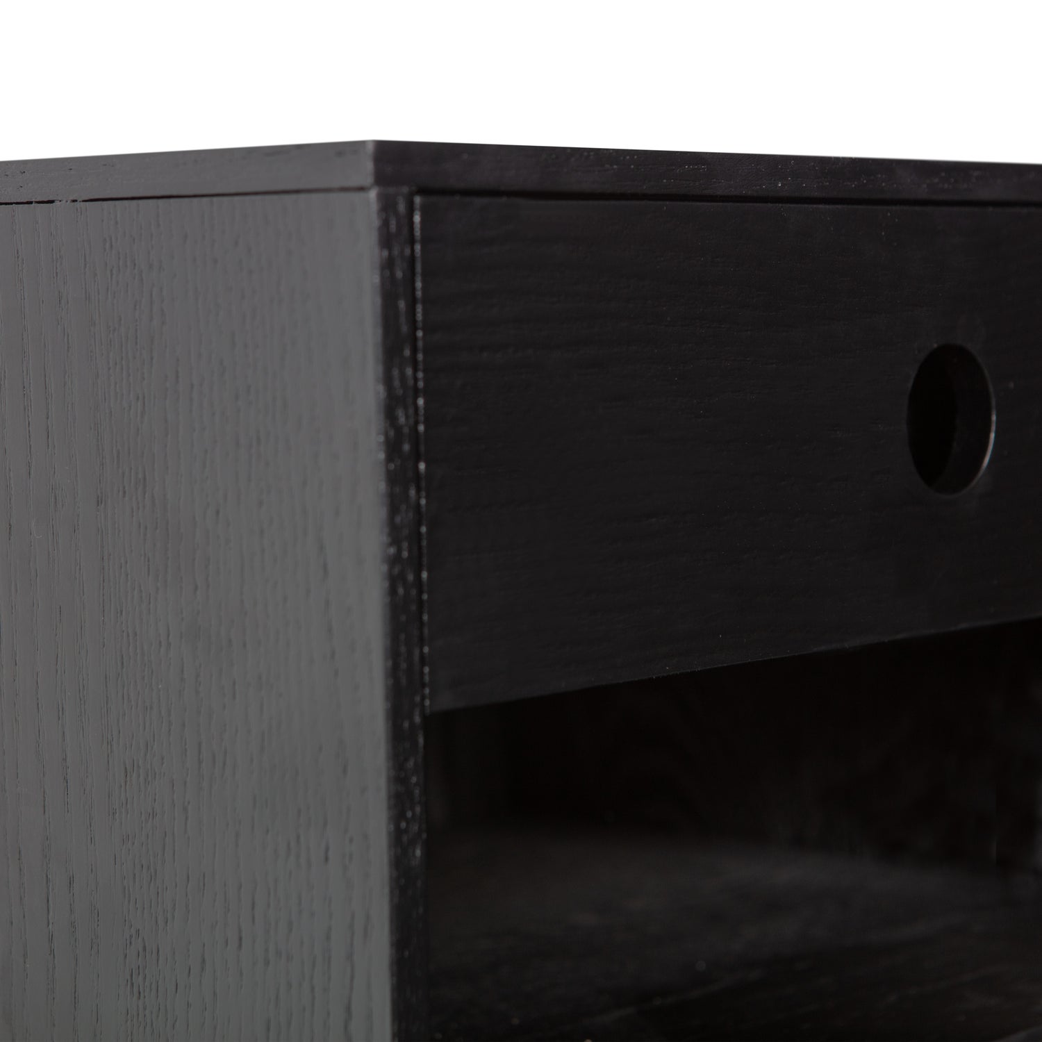 373538-Z-01_VS_FA_Nancy_hangend_nachtkastje_zwart_detail.jpg?auto=webp&format=png&width=1500&height=1500