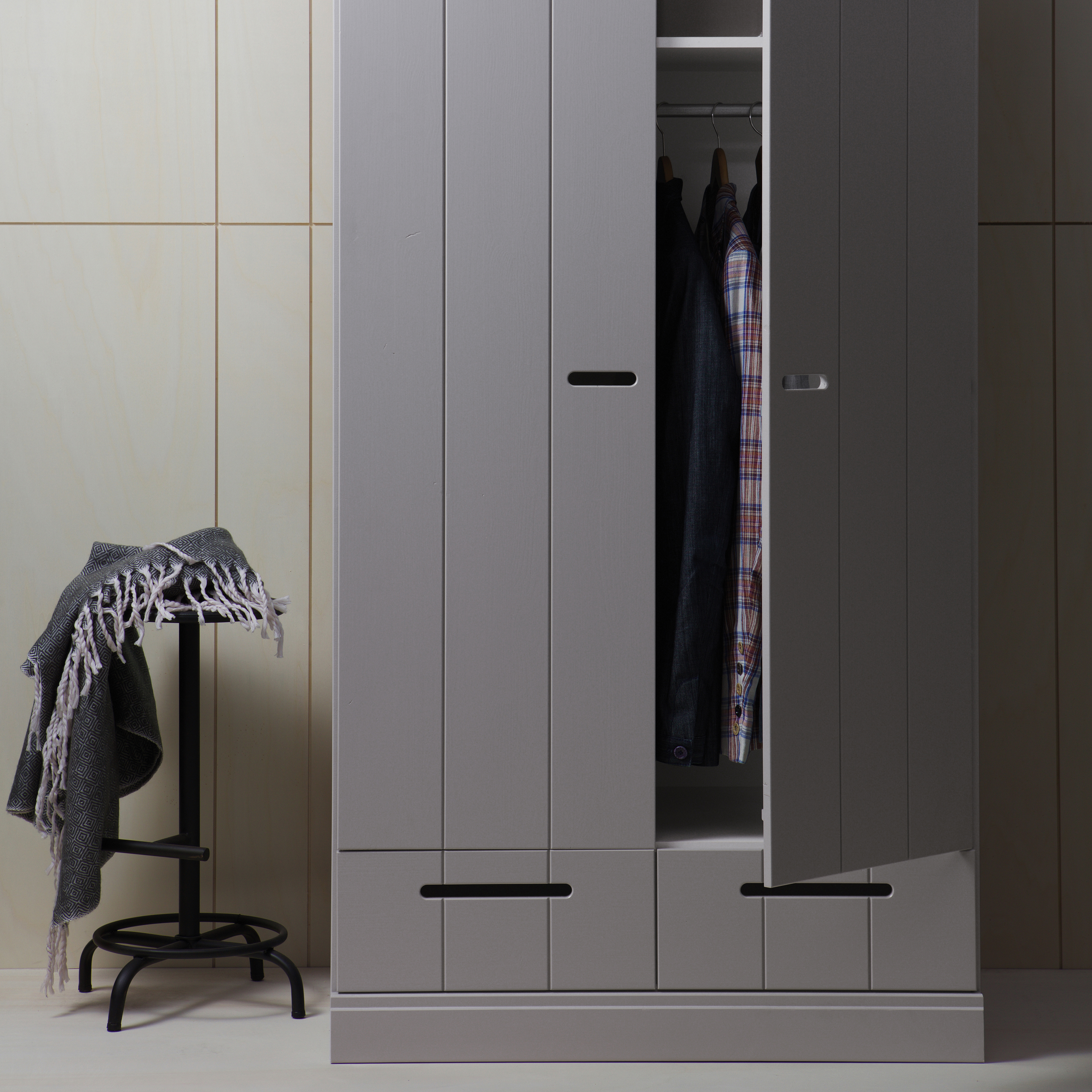 360302-BET-01_SF_FA_Connect_2_deurs_kast_betongrijs_VIERKANT.jpg?auto=webp&format=png&width=1500&height=1500